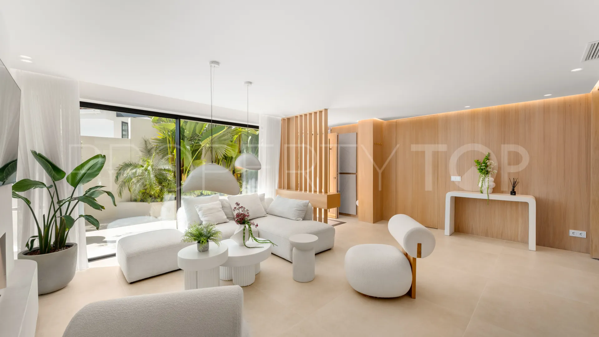 Nueva Andalucia, villa con 5 dormitorios en venta