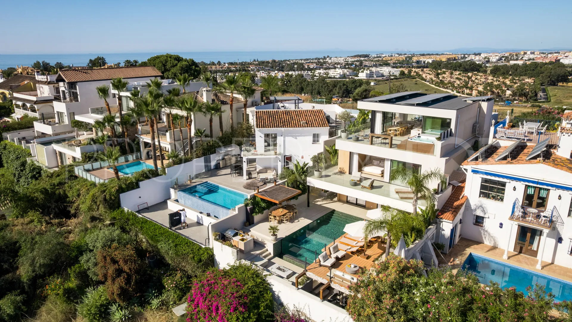 Nueva Andalucia, villa con 5 dormitorios en venta