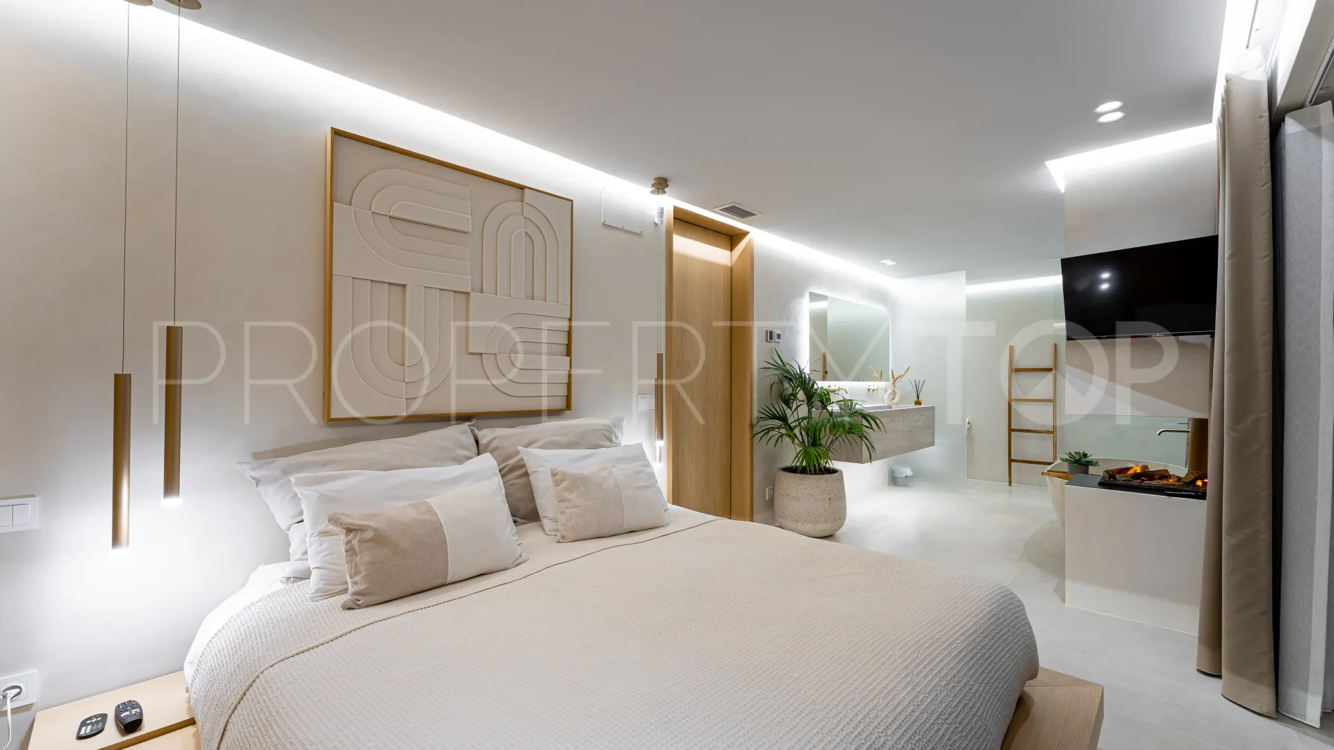 Nueva Andalucia, villa con 5 dormitorios en venta