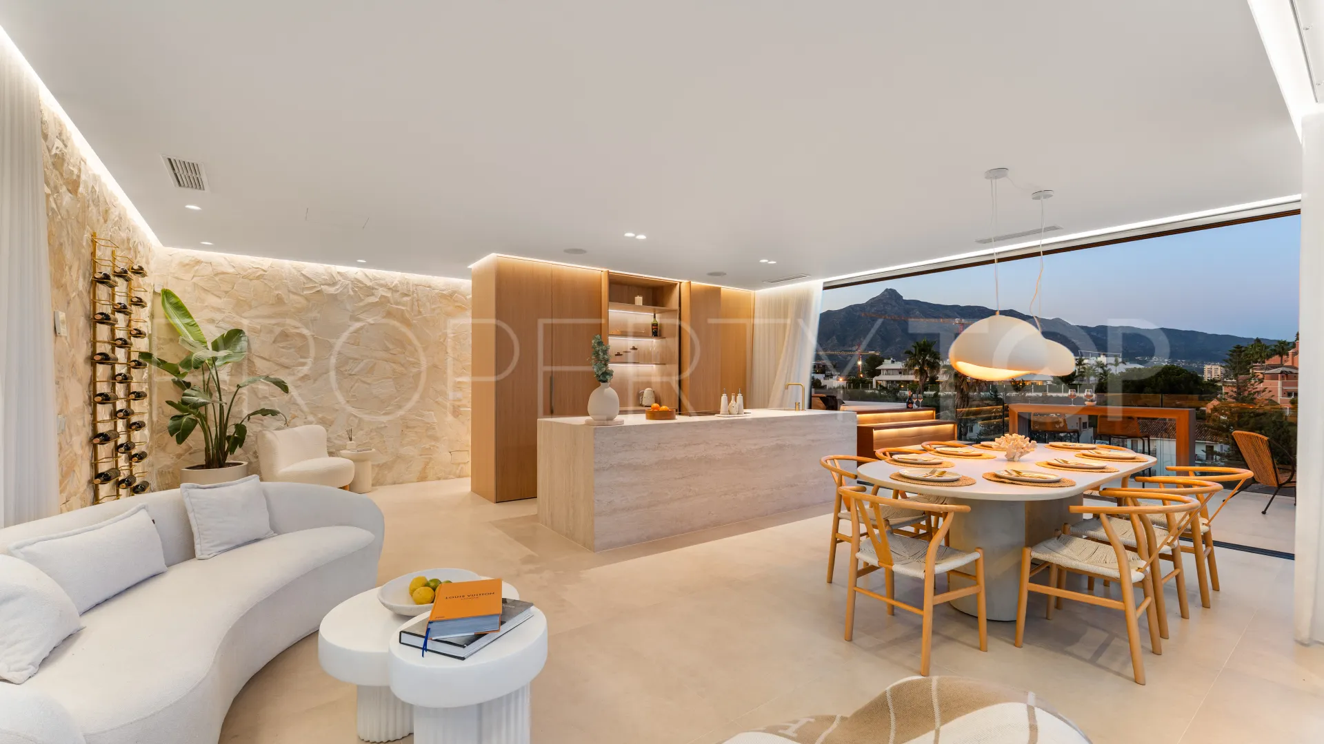 Nueva Andalucia, villa con 5 dormitorios en venta