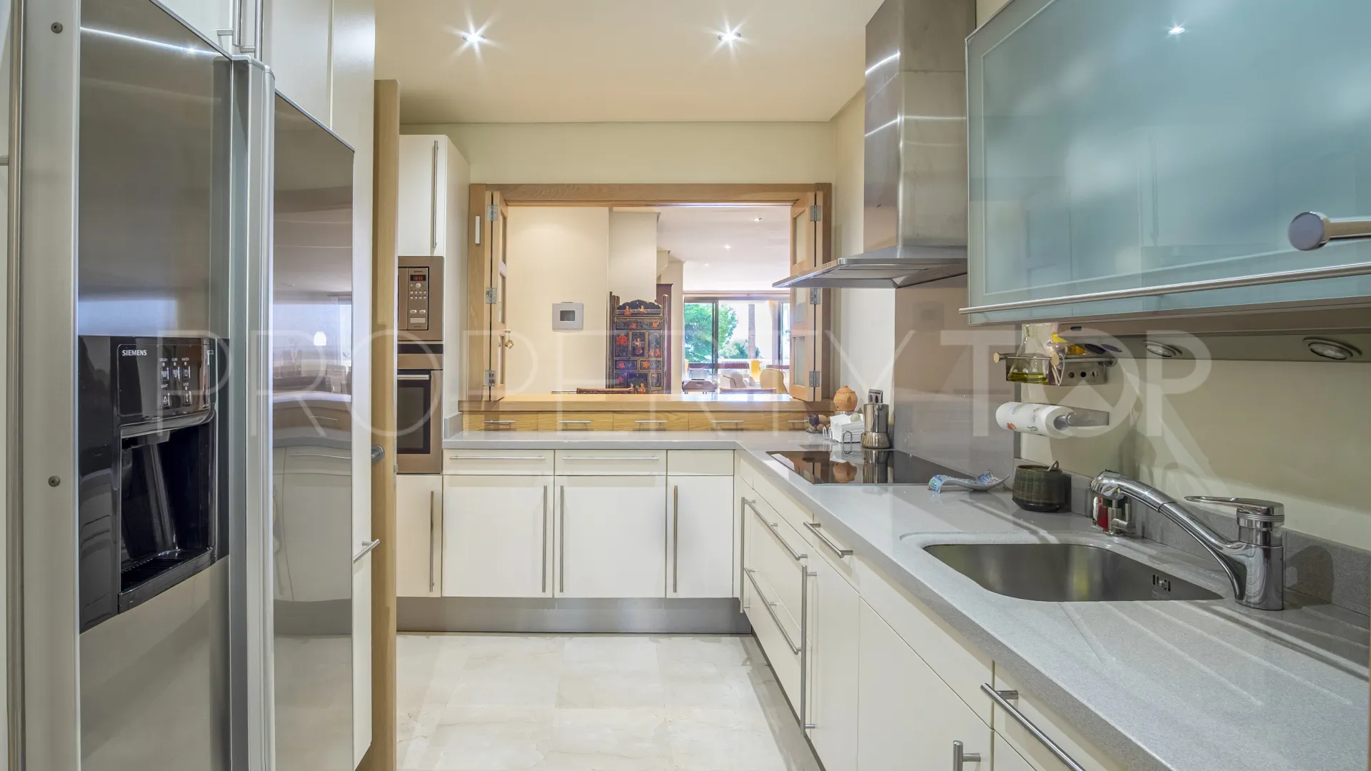 Apartment for sale in Mansion Club