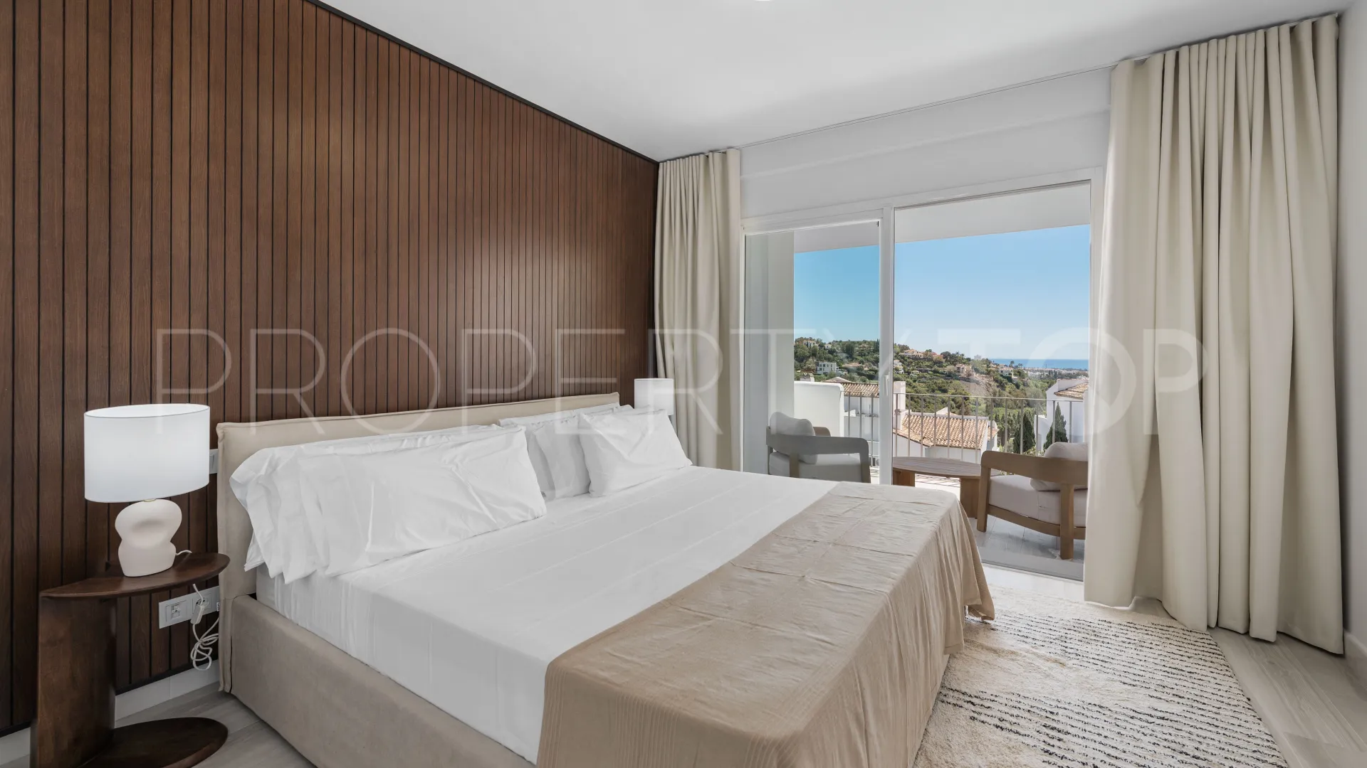 Apartamento en venta con 3 dormitorios en Altos de La Quinta