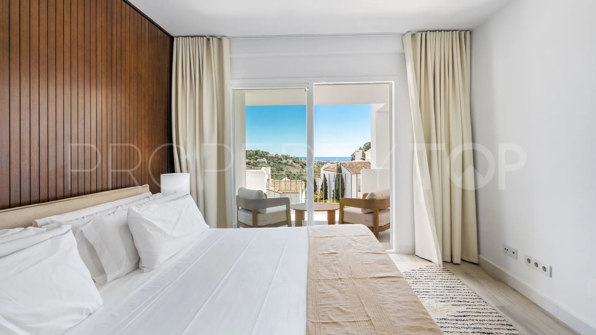 Apartamento en venta con 3 dormitorios en Altos de La Quinta