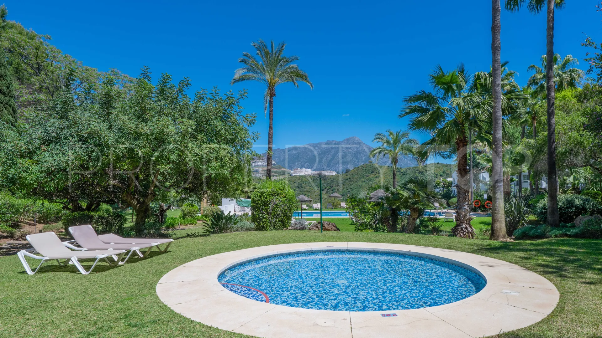 Apartamento en venta con 3 dormitorios en Altos de La Quinta
