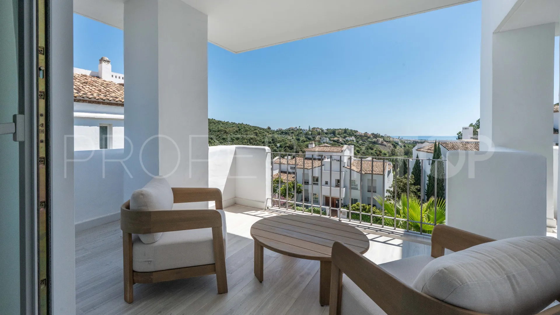 Apartamento en venta con 3 dormitorios en Altos de La Quinta