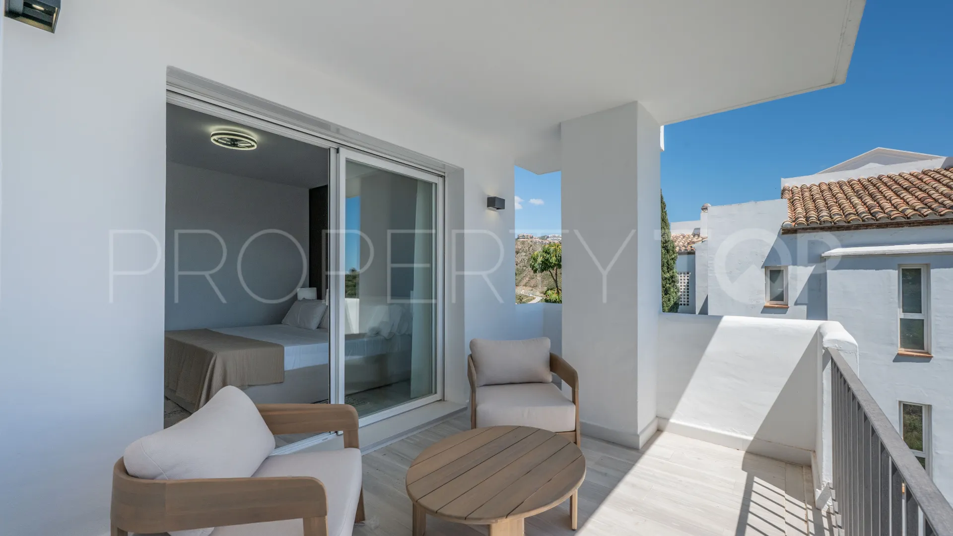 Apartamento en venta con 3 dormitorios en Altos de La Quinta