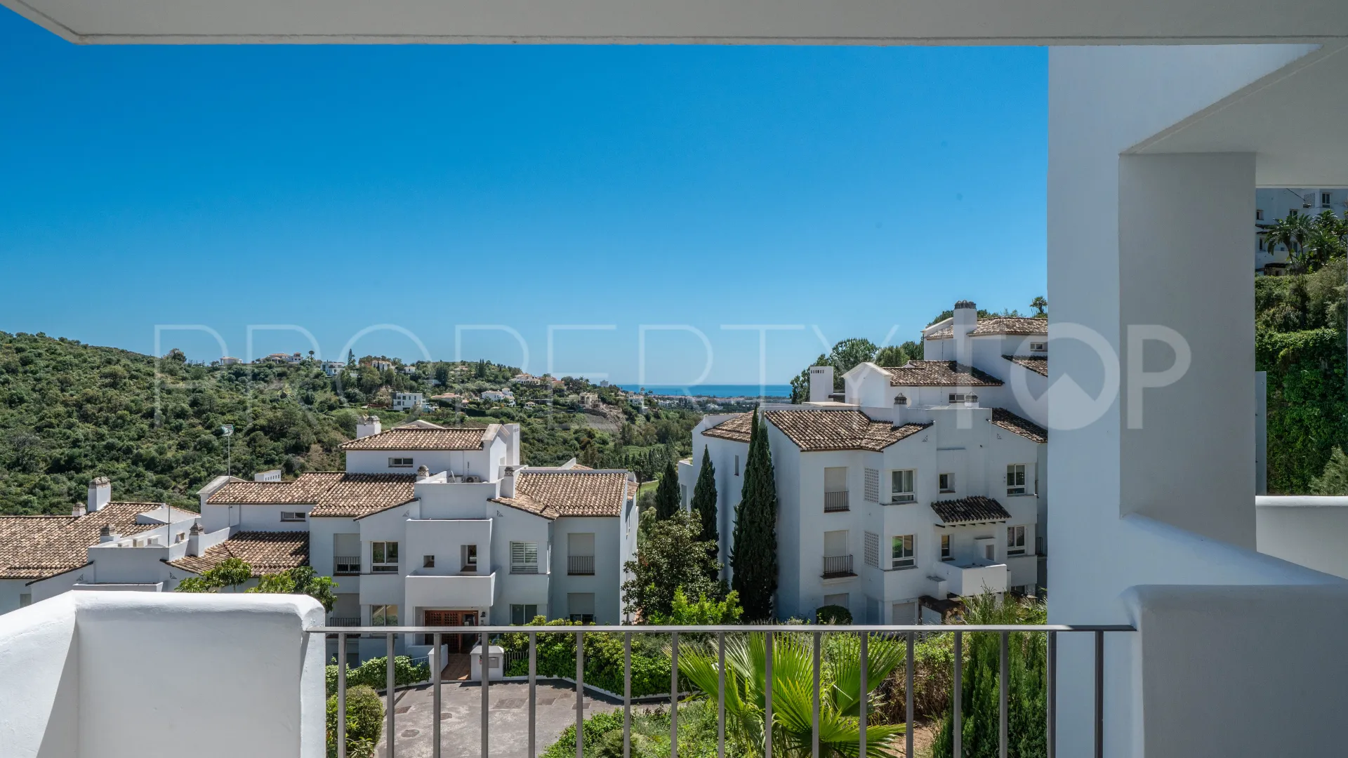 Apartamento en venta con 3 dormitorios en Altos de La Quinta