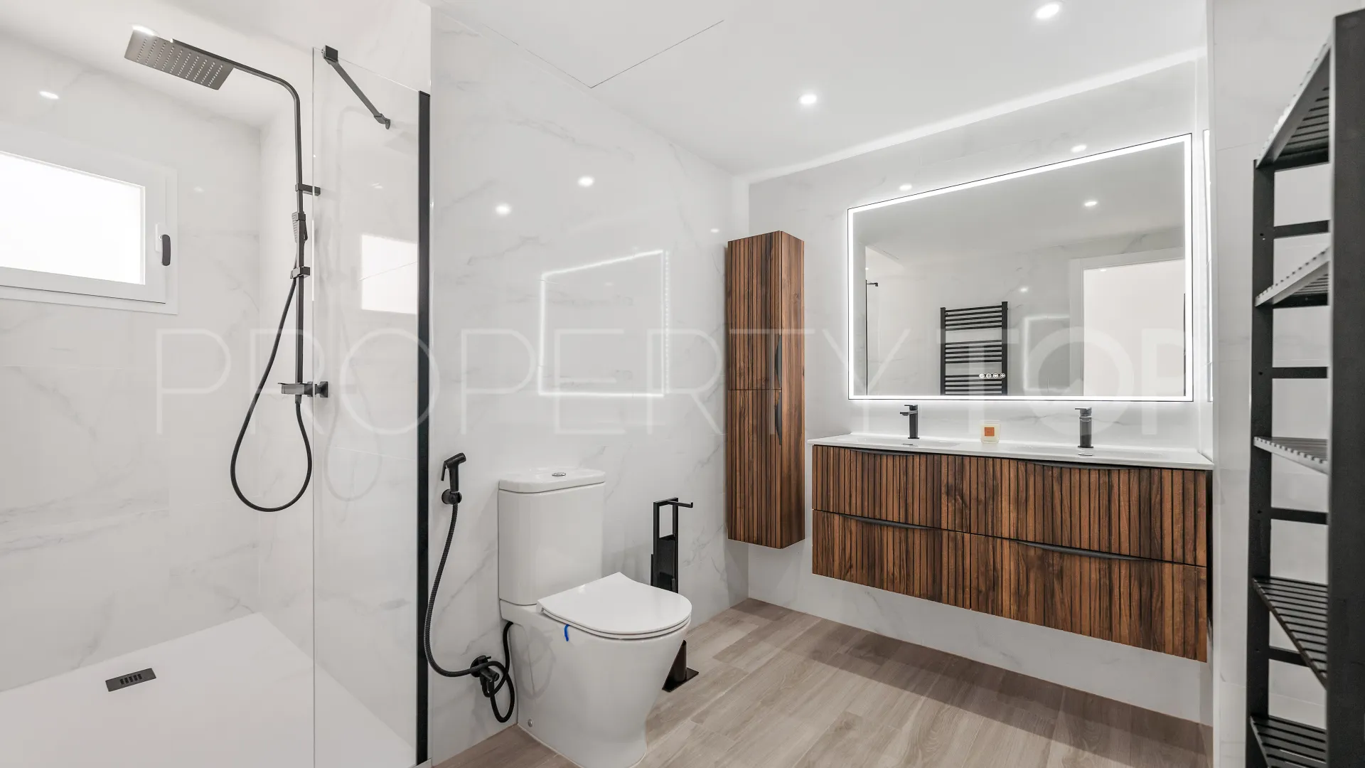 Comprar apartamento en Puerto Golf con 3 dormitorios