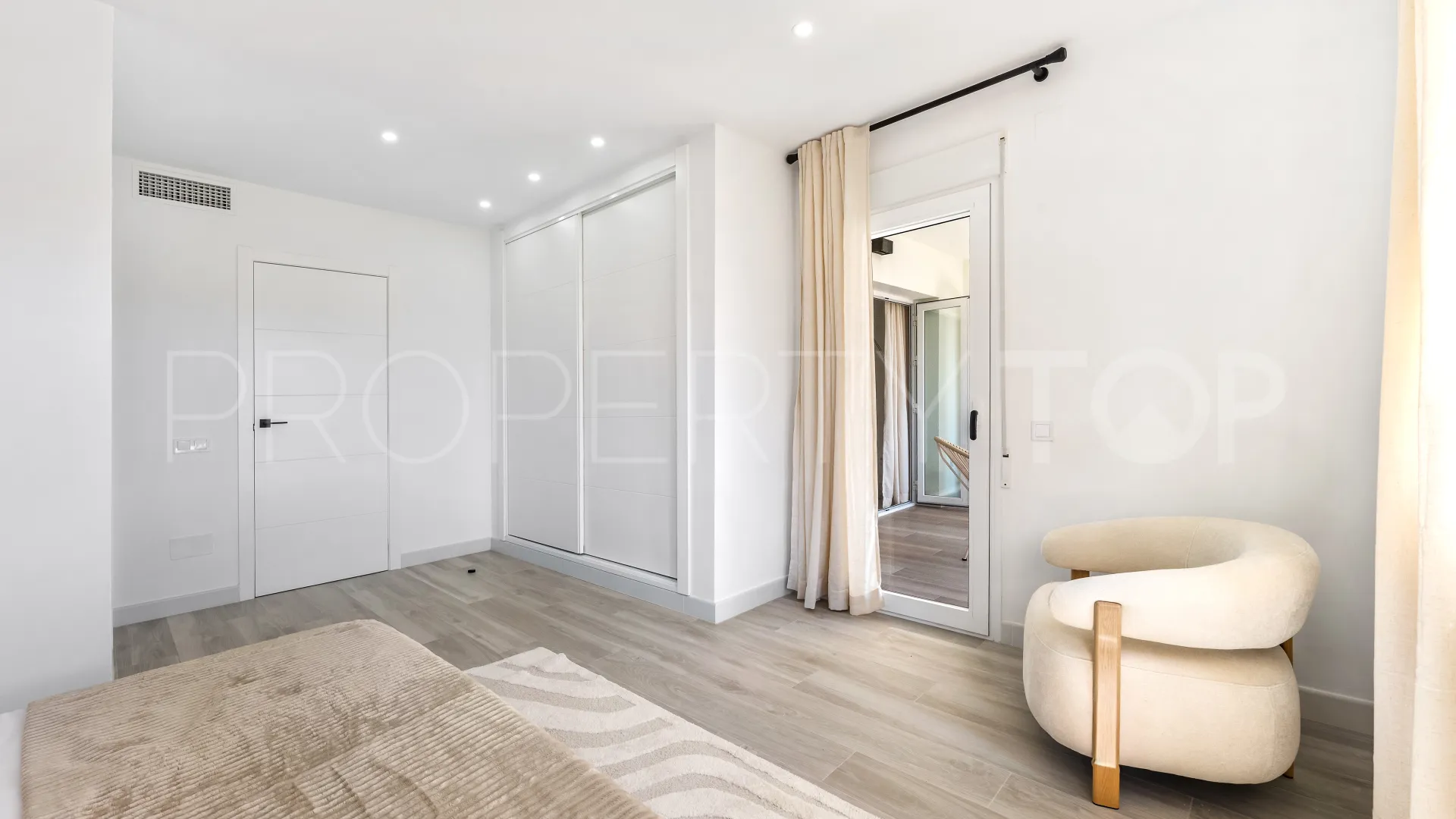 Comprar apartamento en Puerto Golf con 3 dormitorios