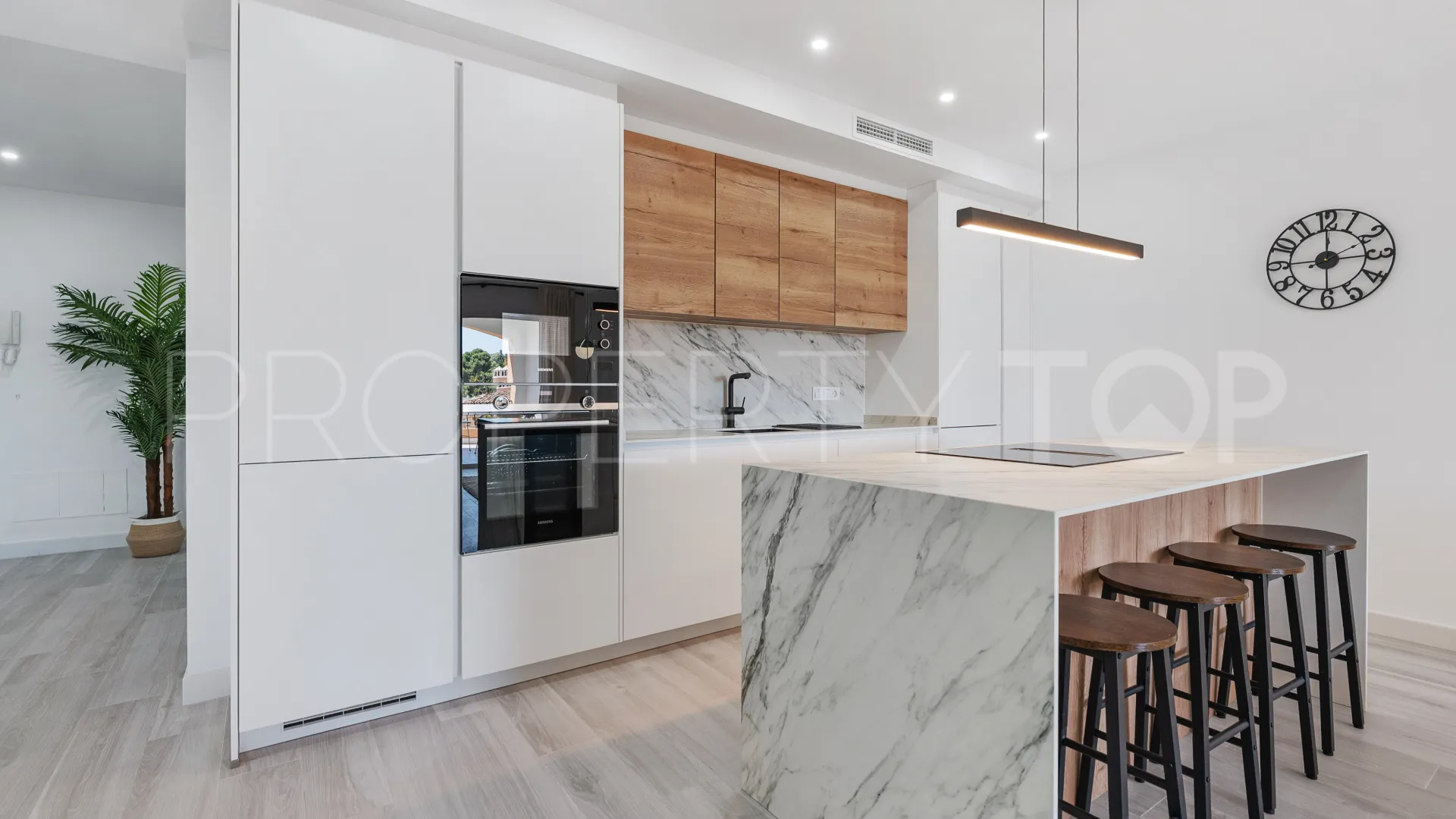 Comprar apartamento en Puerto Golf con 3 dormitorios