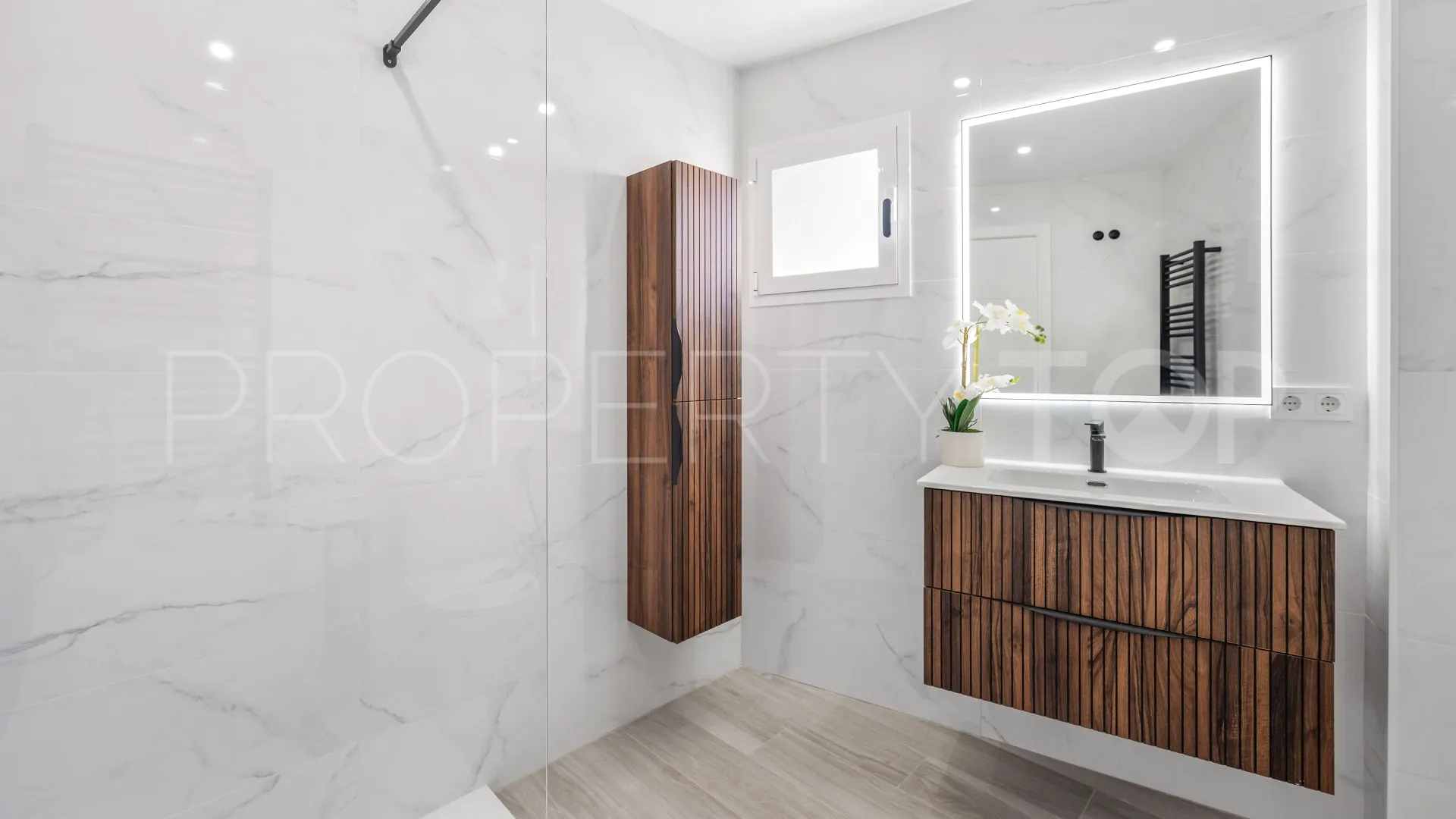 Comprar apartamento en Puerto Golf con 3 dormitorios