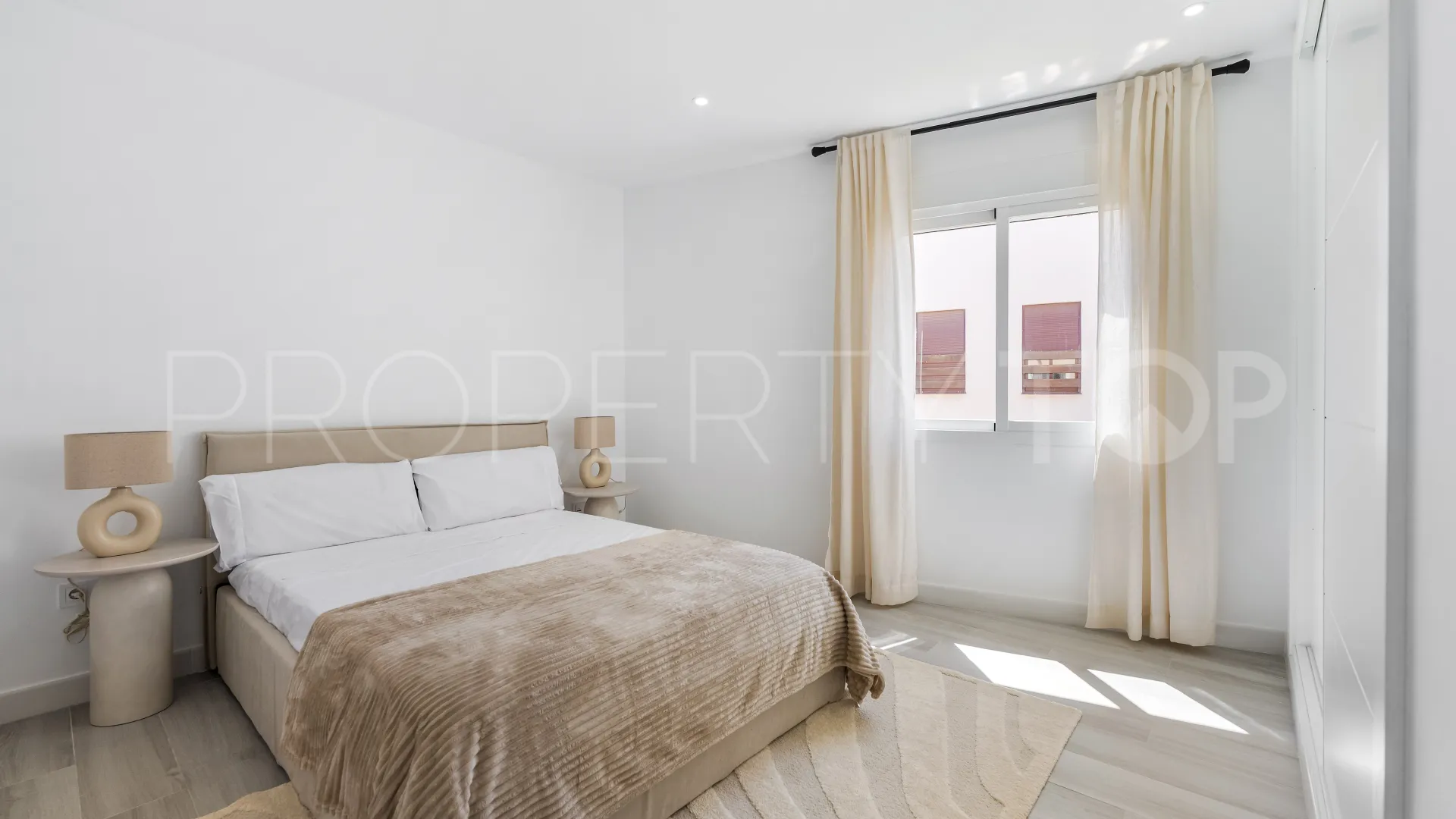 Comprar apartamento en Puerto Golf con 3 dormitorios