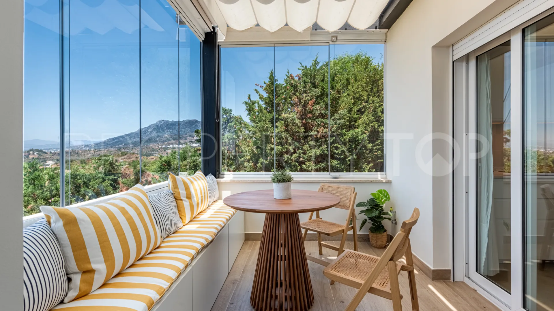 For sale duplex with 3 bedrooms in Santa Clara