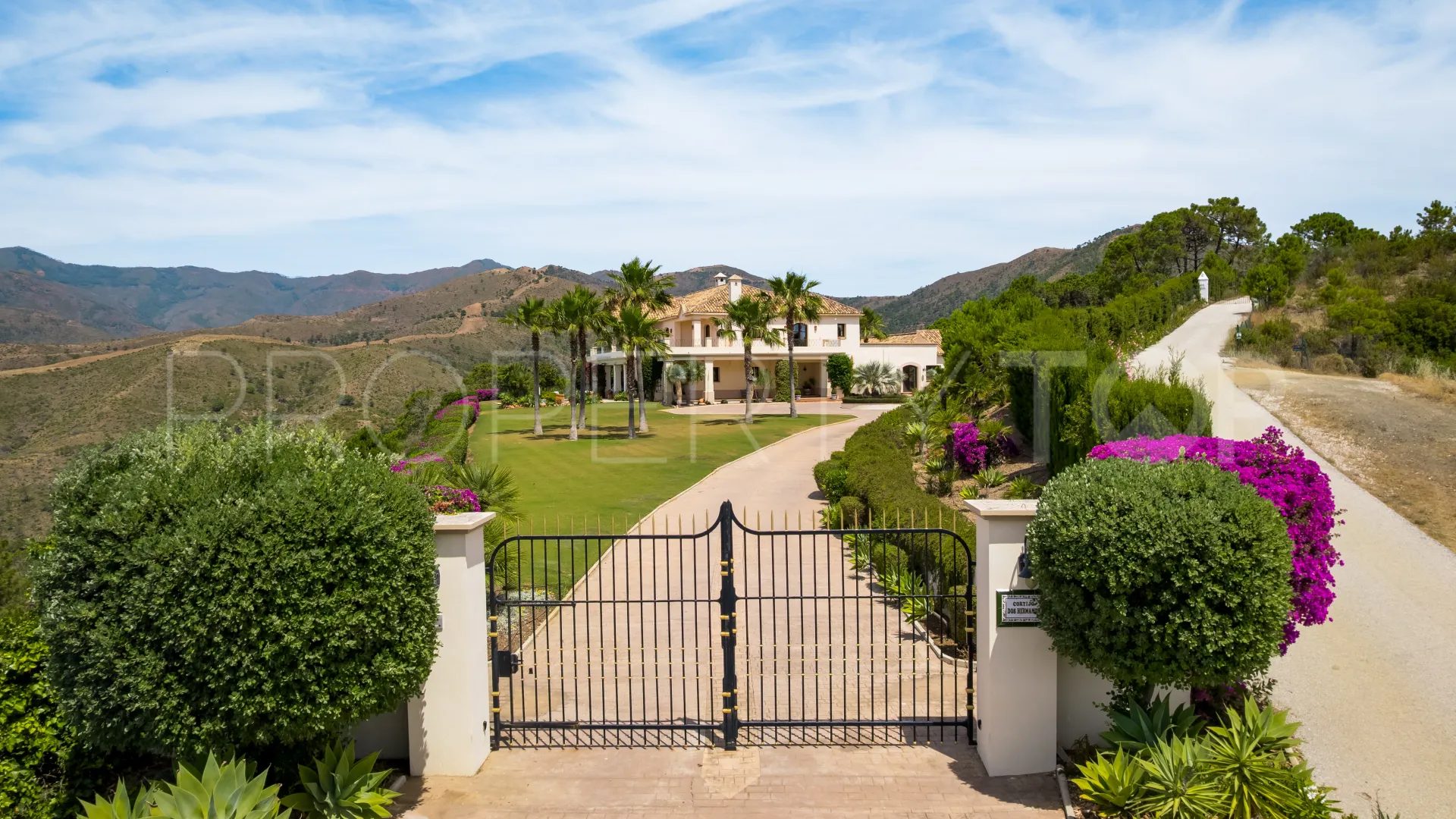 For sale El Velerin villa
