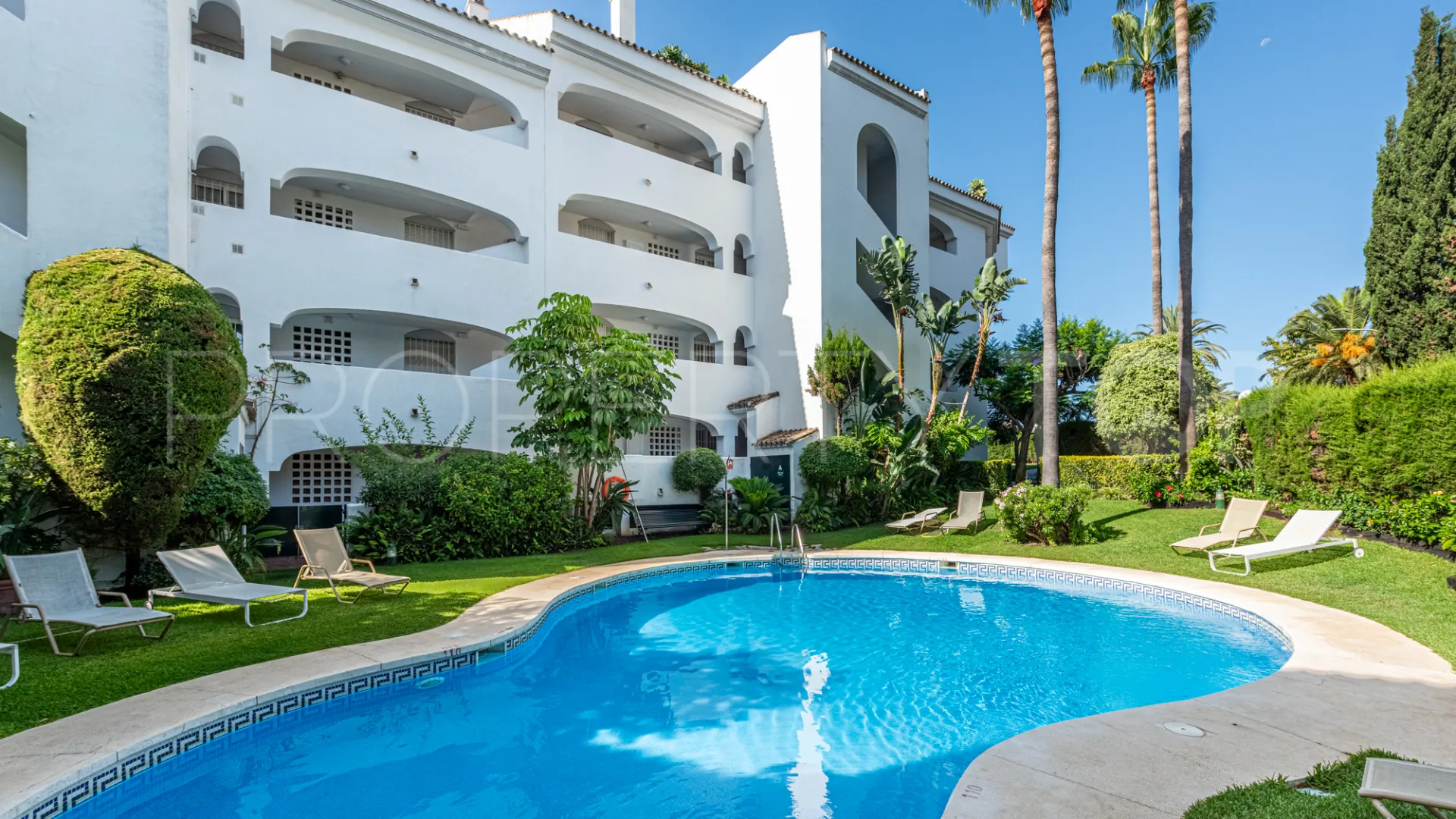 Guadalmina Baja duplex penthouse for sale