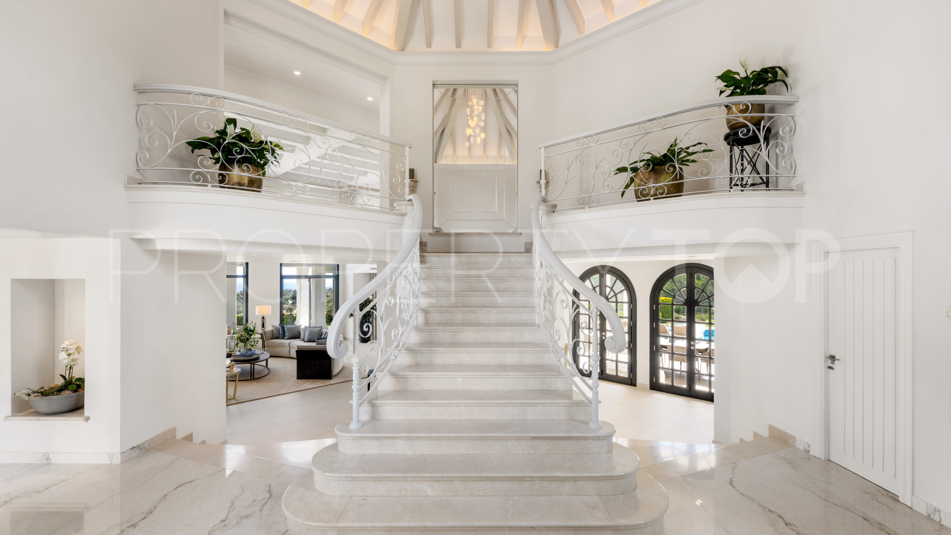 For sale Marbella Hill Club villa