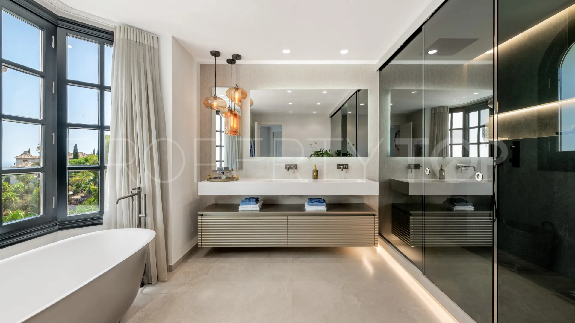 For sale Marbella Hill Club villa
