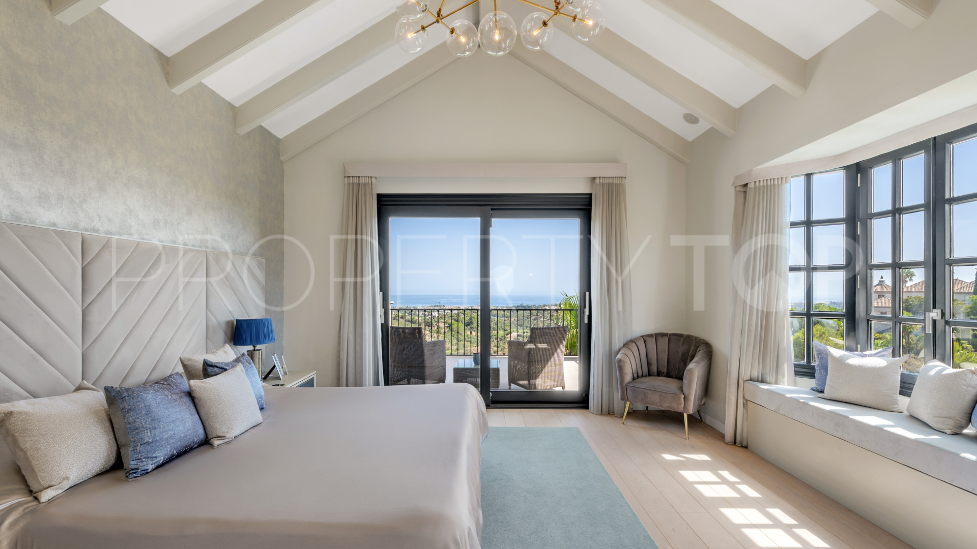 For sale Marbella Hill Club villa