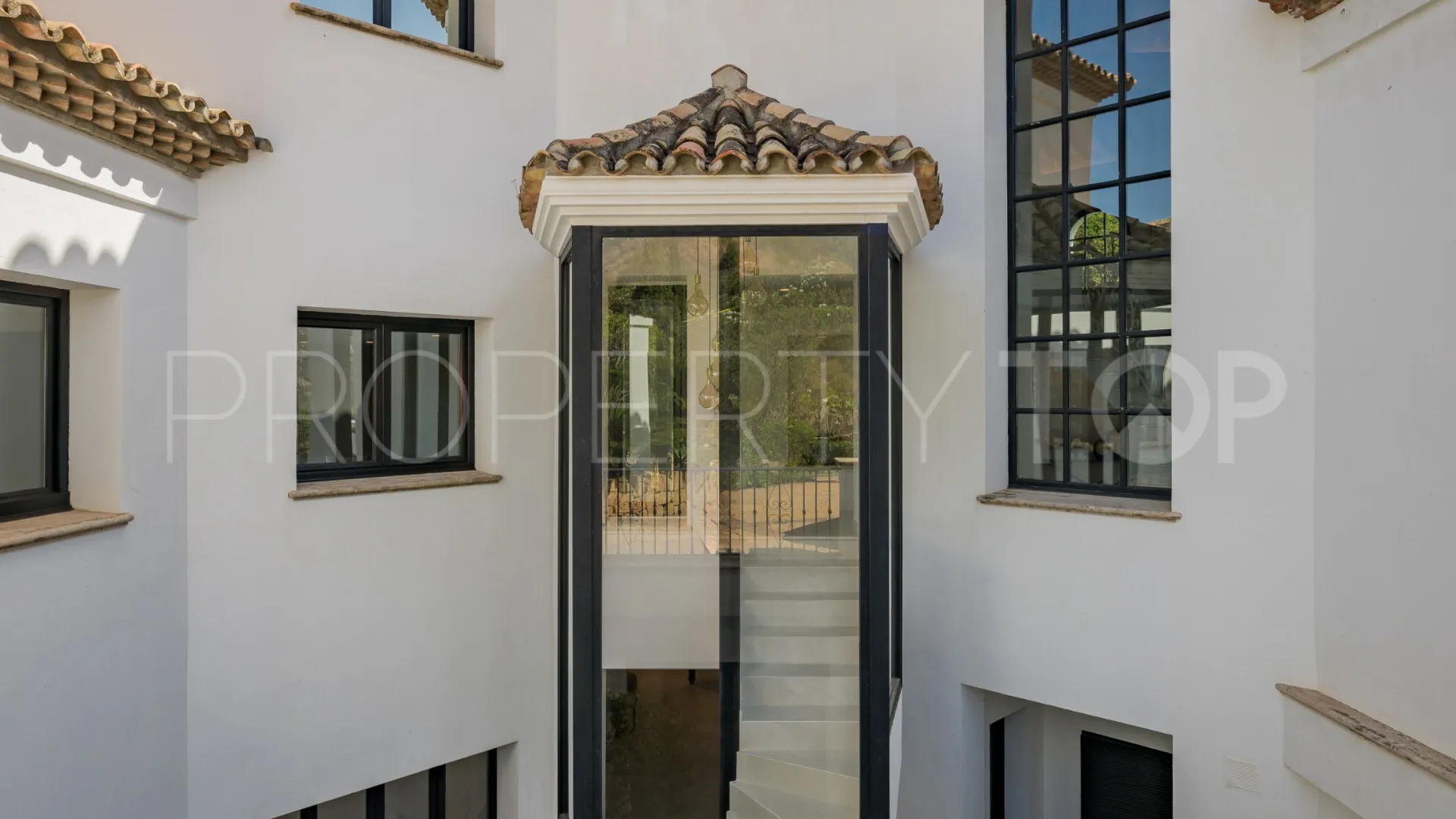 For sale Marbella Hill Club villa