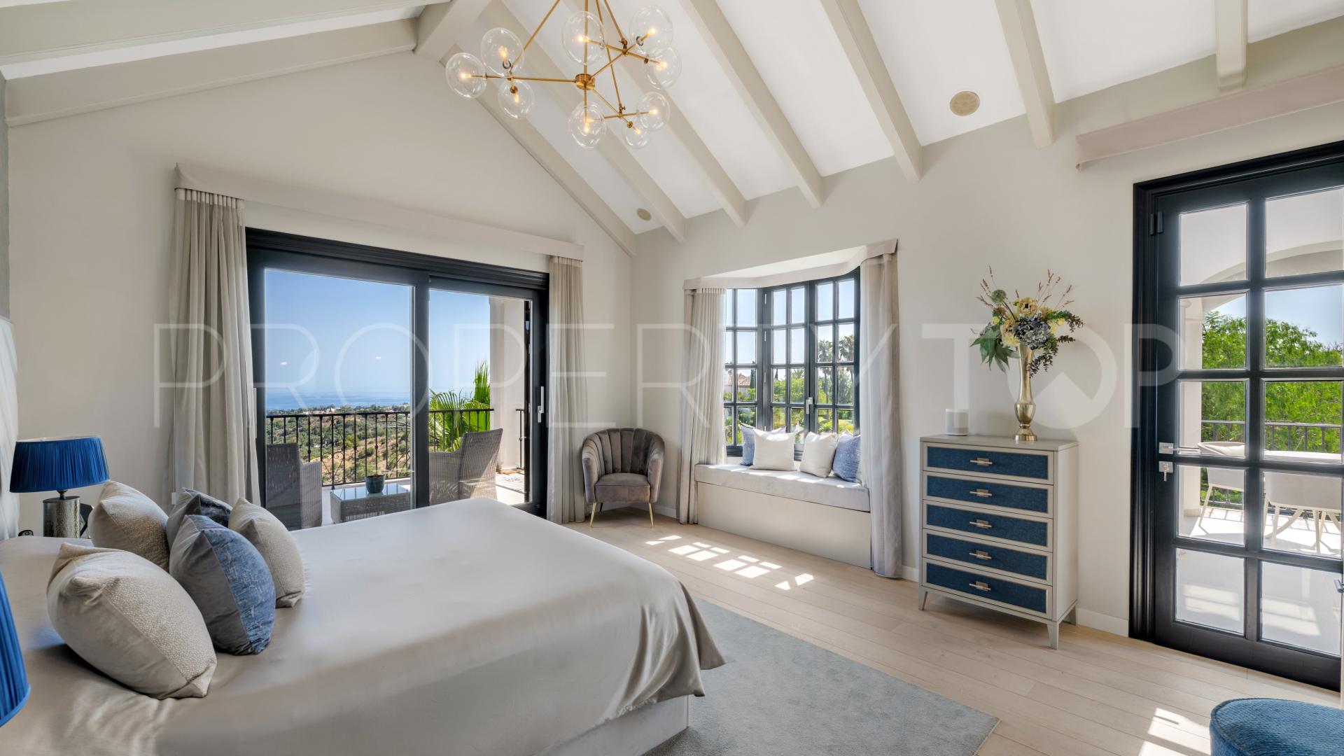 For sale Marbella Hill Club villa