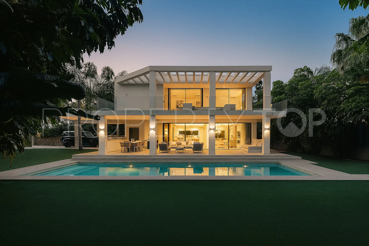 Villa en venta en El Herrojo con 5 dormitorios