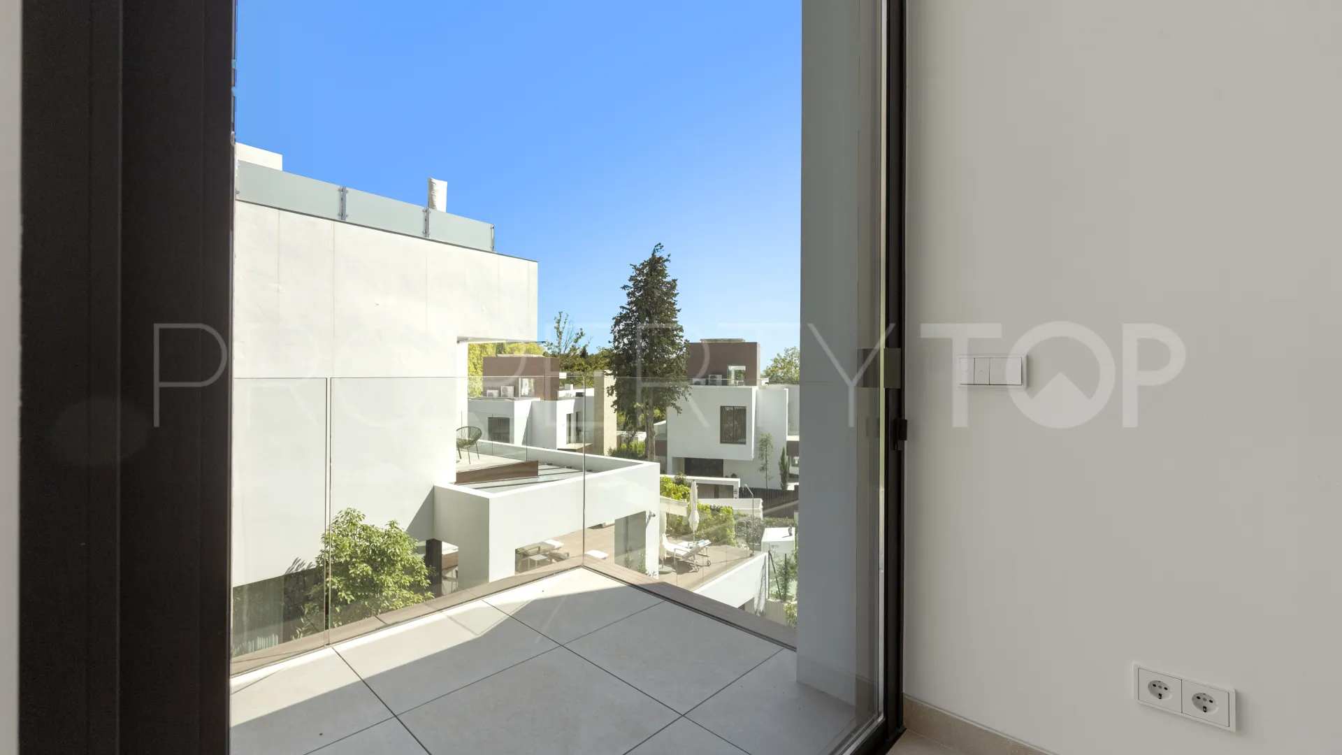 4 bedrooms villa for sale in Marbella Centro