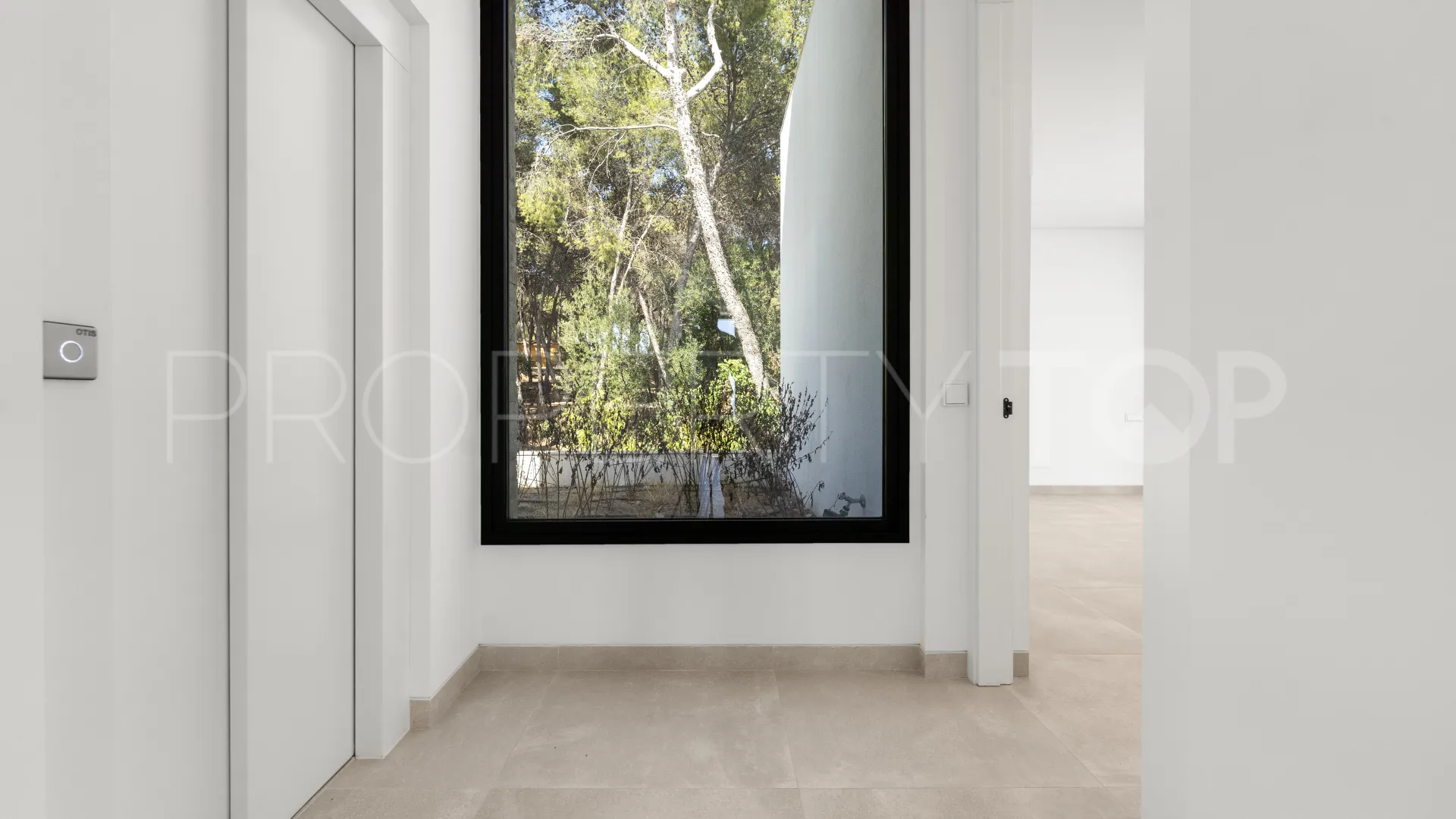 4 bedrooms villa for sale in Marbella Centro