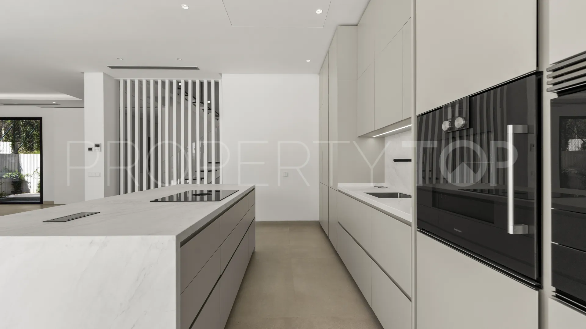 4 bedrooms villa for sale in Marbella Centro