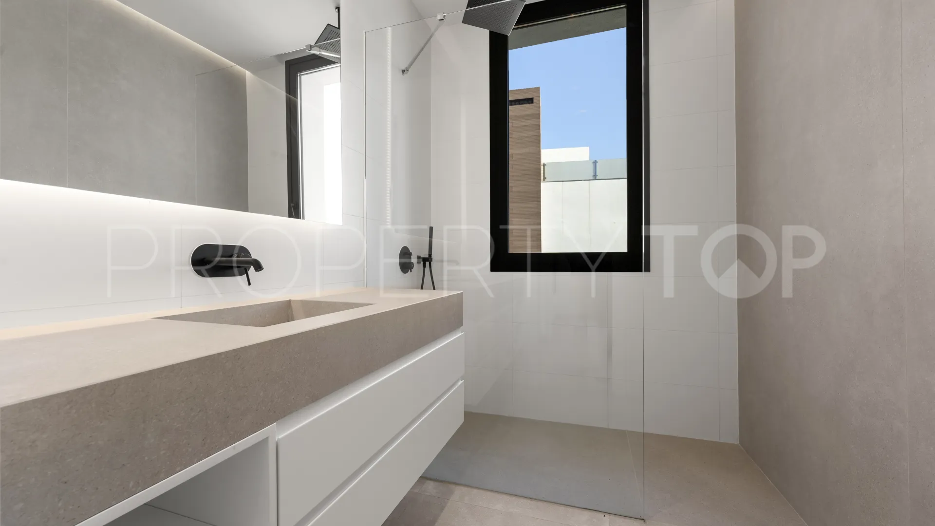 4 bedrooms villa for sale in Marbella Centro