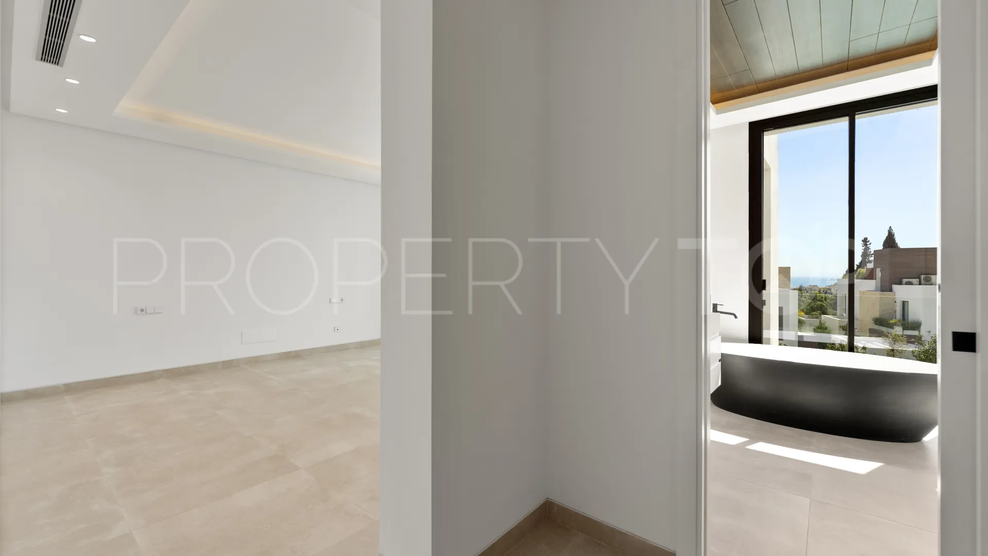 4 bedrooms villa for sale in Marbella Centro