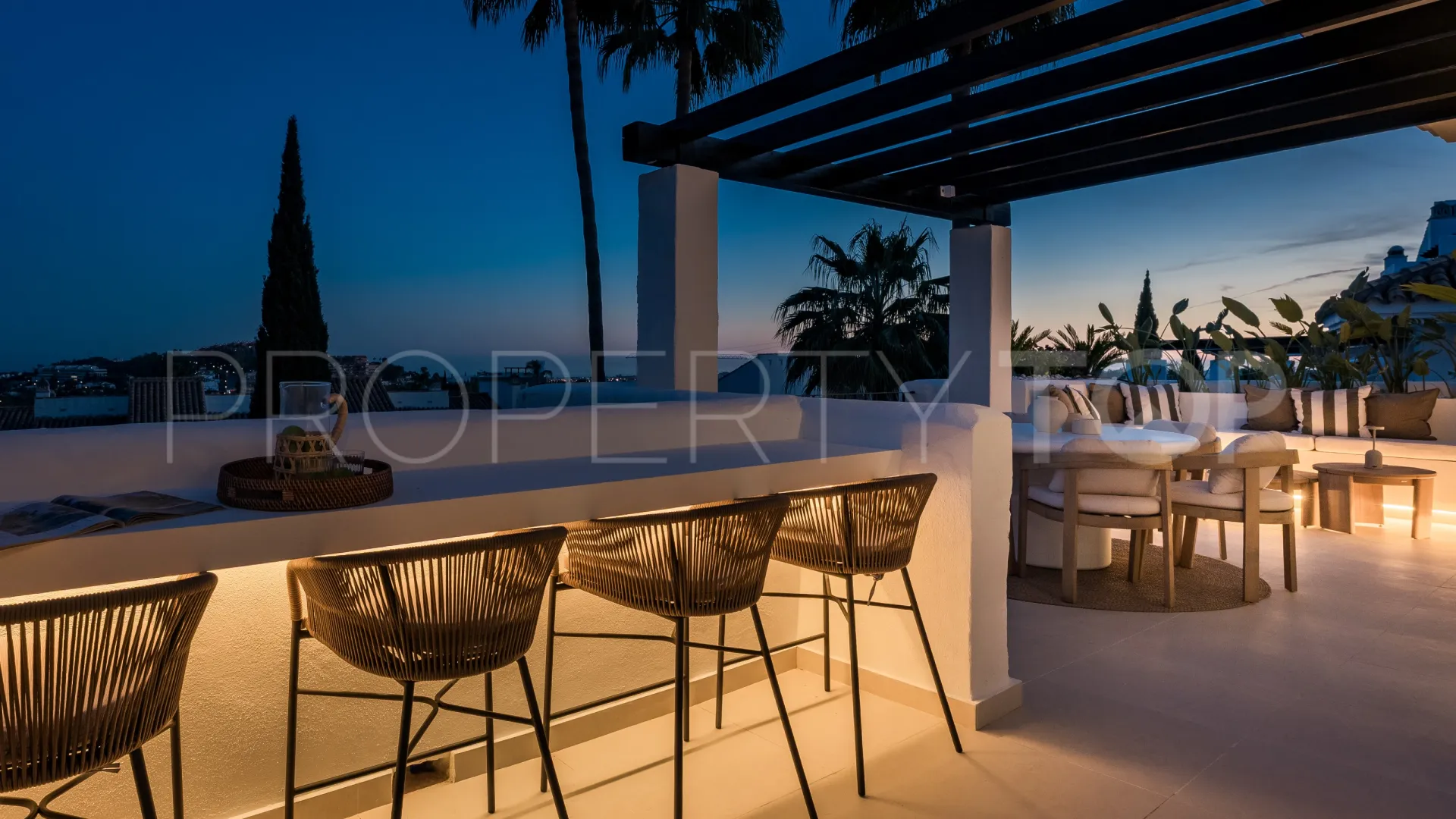 Atico duplex en venta con 3 dormitorios en La Quinta Village