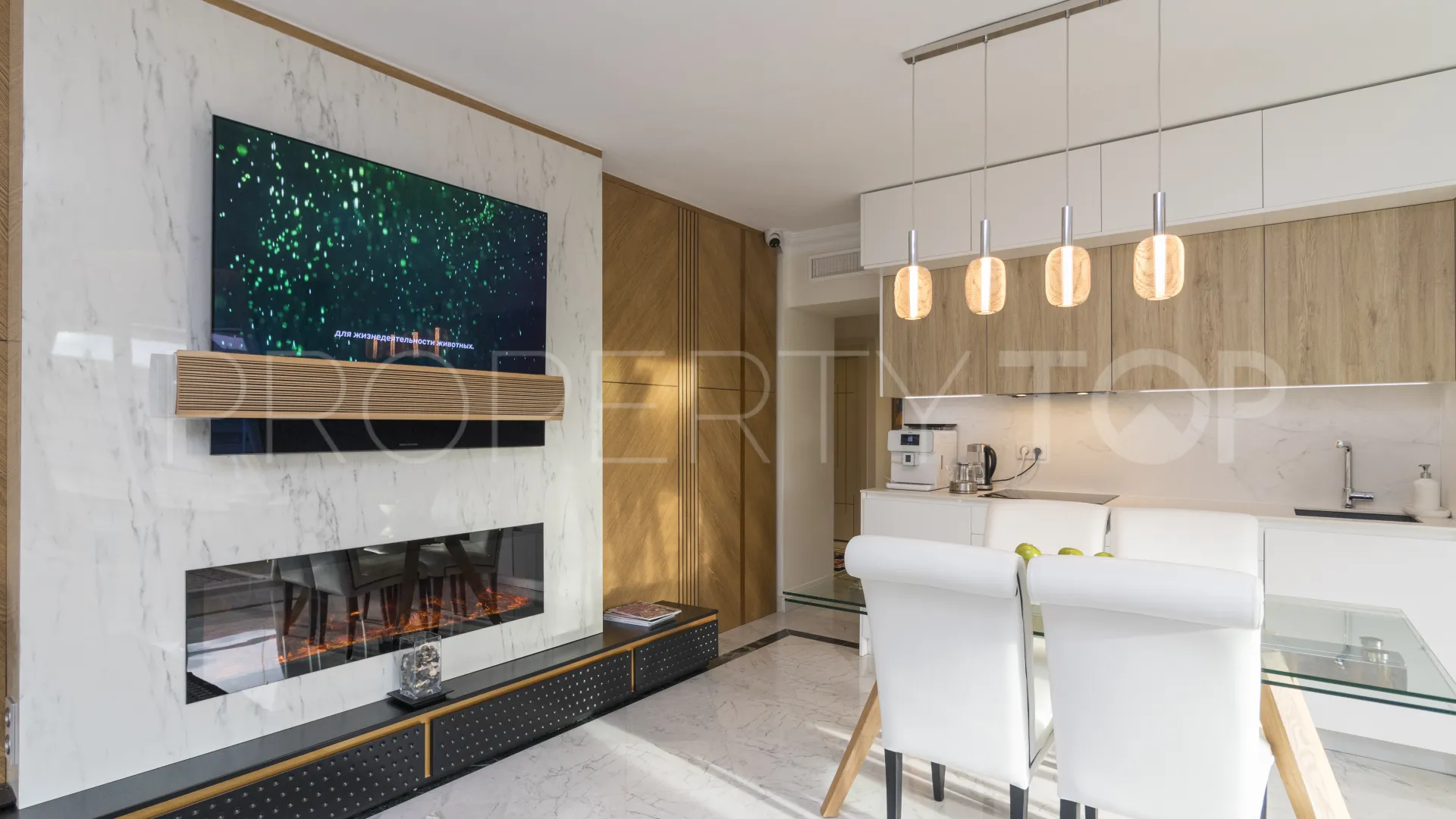 Apartamento a la venta de 2 dormitorios en Marina Banus