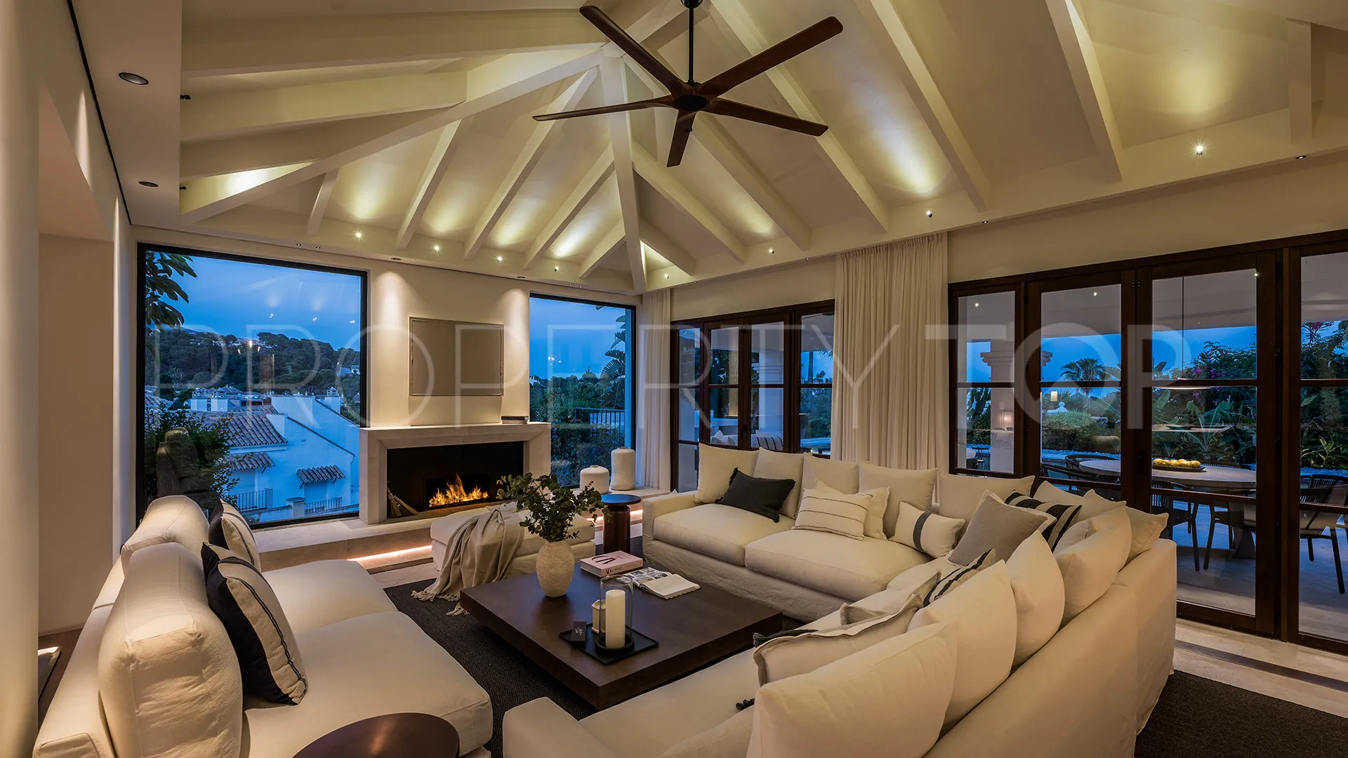 For sale Bellevue villa with 4 bedrooms
