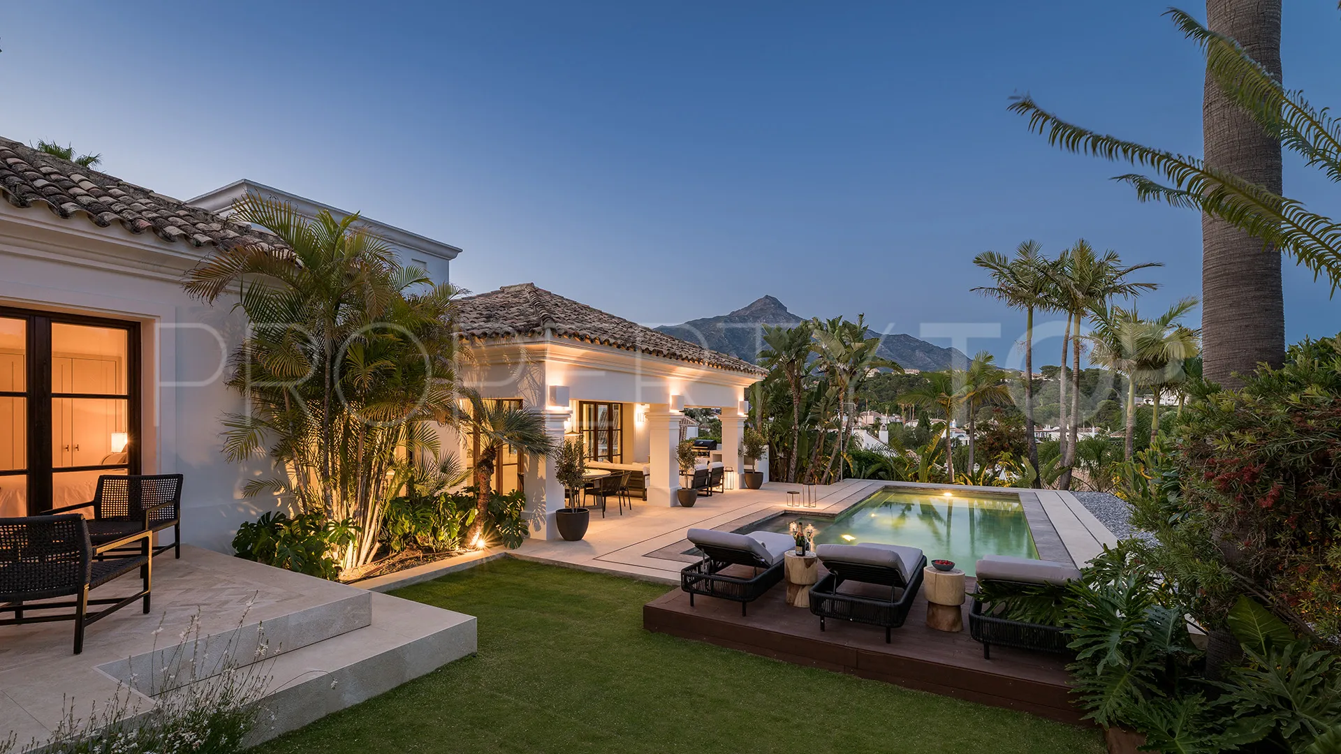 For sale Bellevue villa with 4 bedrooms