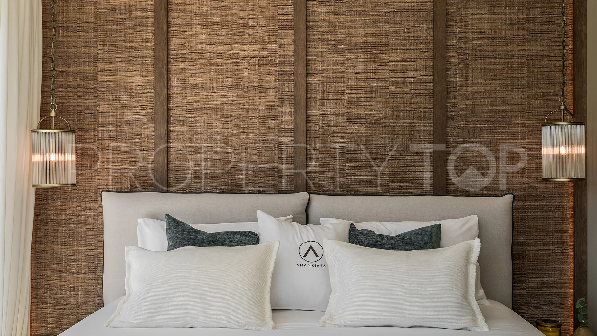 For sale Bellevue villa with 4 bedrooms