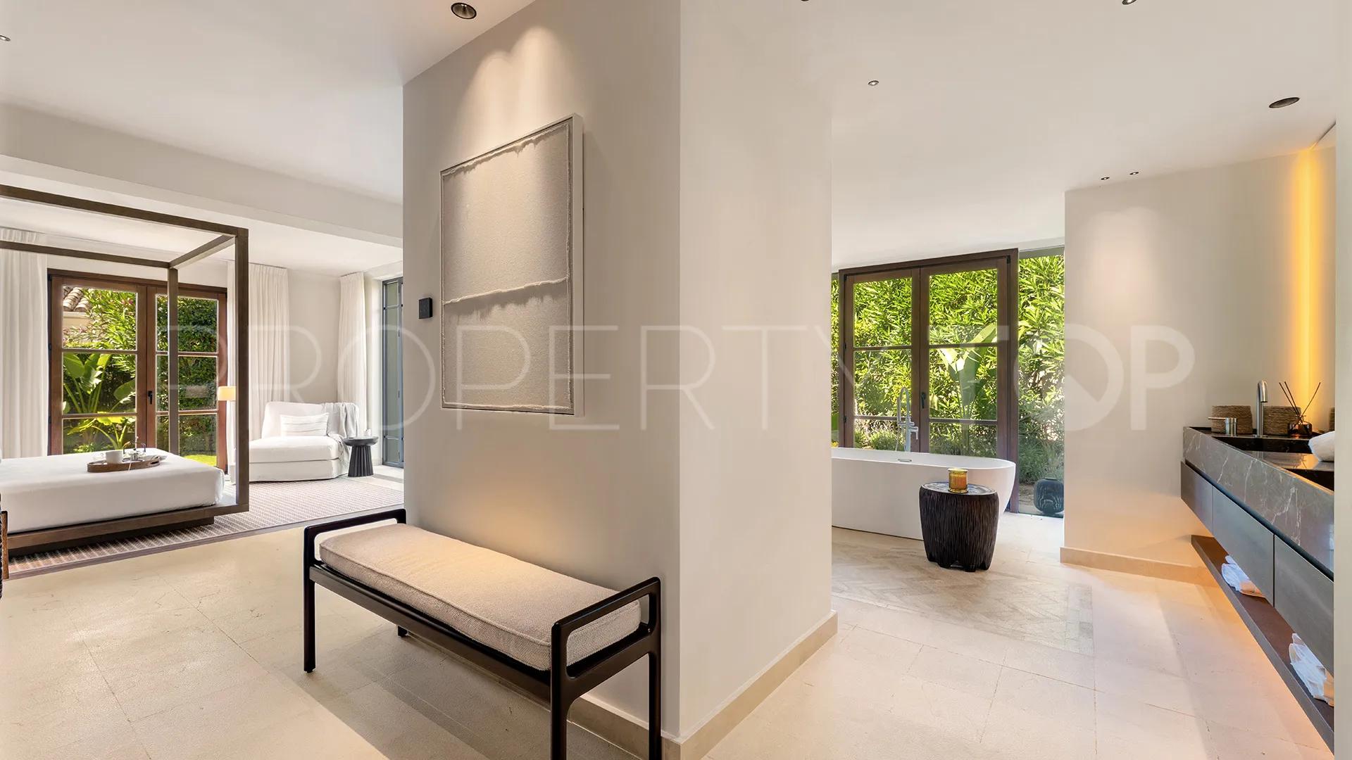 For sale Bellevue villa with 4 bedrooms