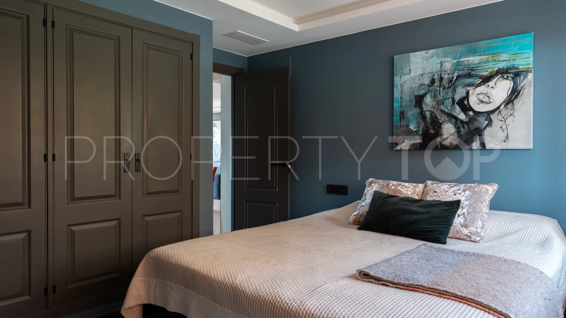 3 bedrooms Magna Marbella apartment for sale