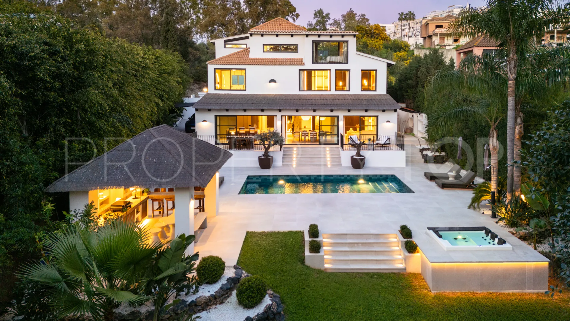 Las Brisas, villa en venta con 5 dormitorios