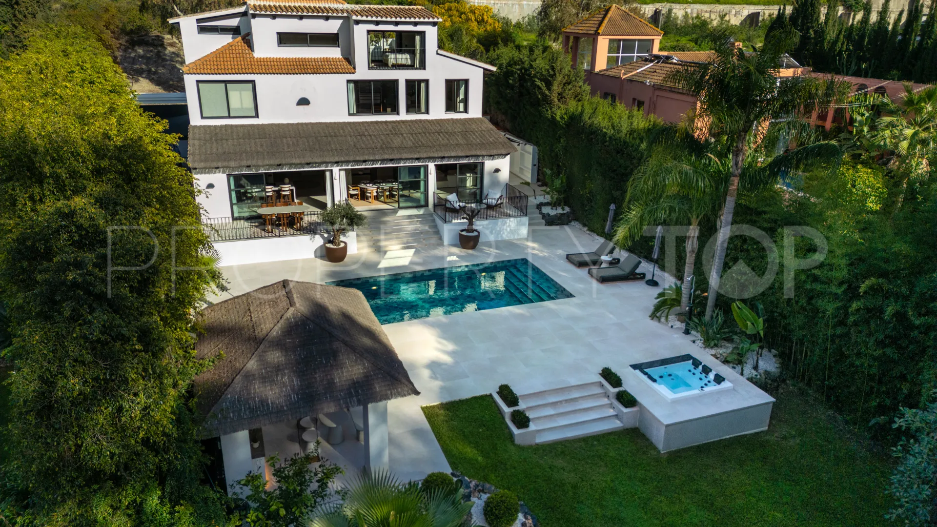 Las Brisas, villa en venta con 5 dormitorios