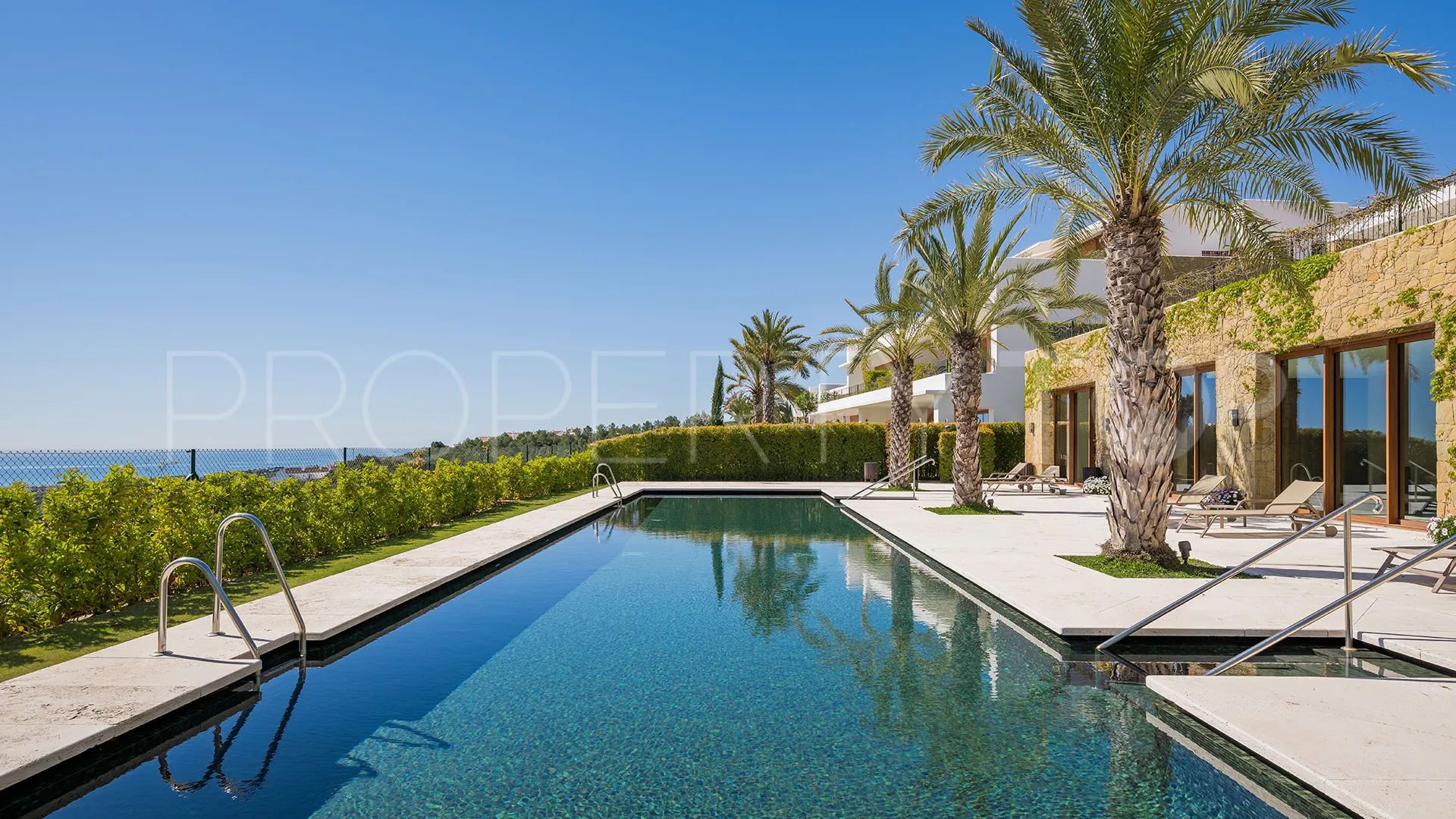 Buy apartment with 3 bedrooms in Finca Cortesin