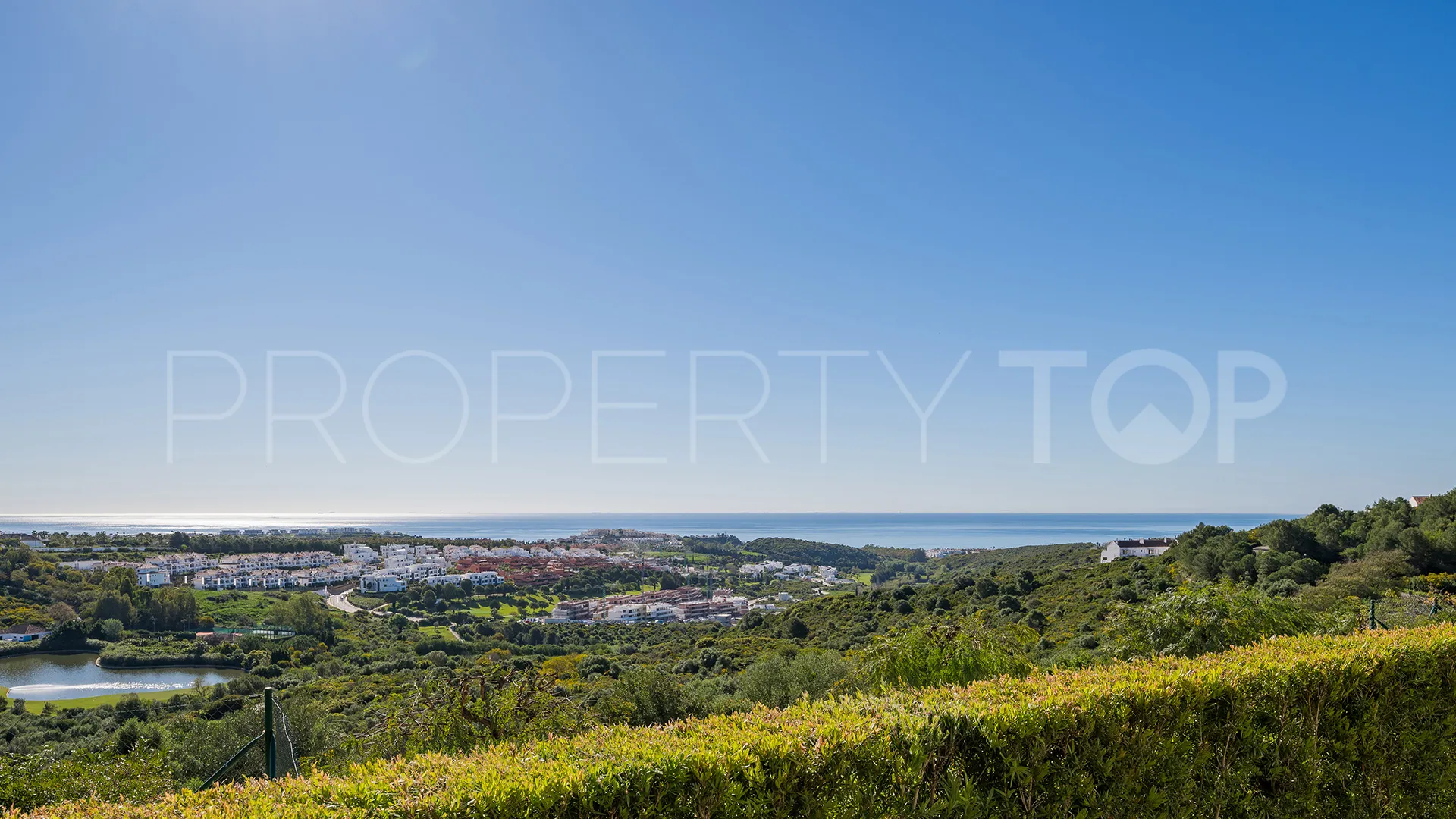 Buy apartment with 3 bedrooms in Finca Cortesin