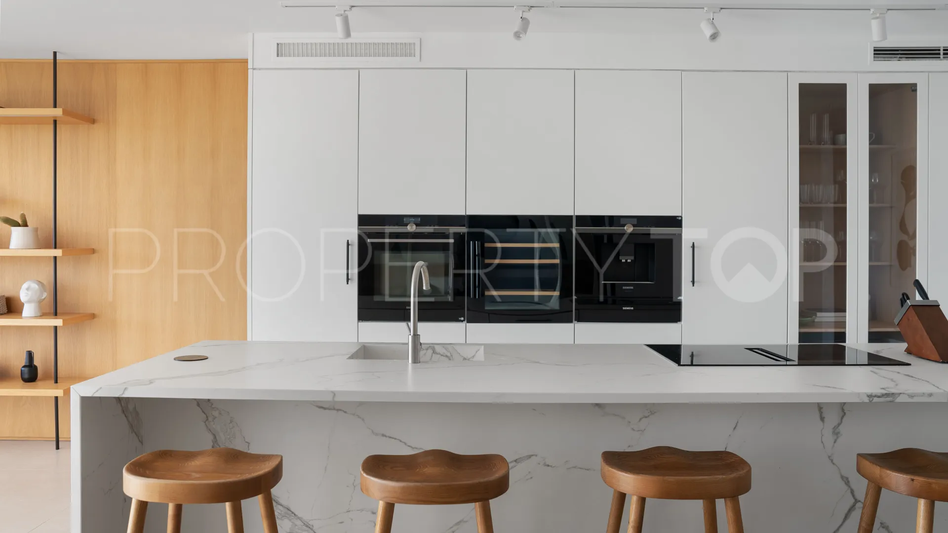 Se vende apartamento planta baja en Palacetes Los Belvederes