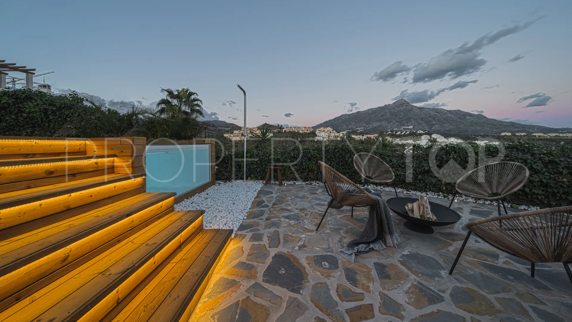 Se vende apartamento planta baja en Palacetes Los Belvederes