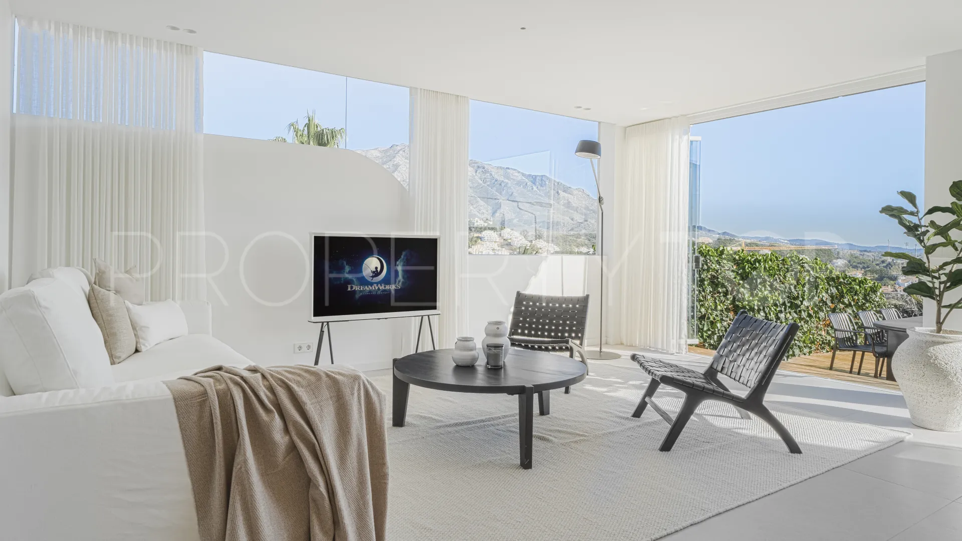 Se vende apartamento planta baja en Palacetes Los Belvederes