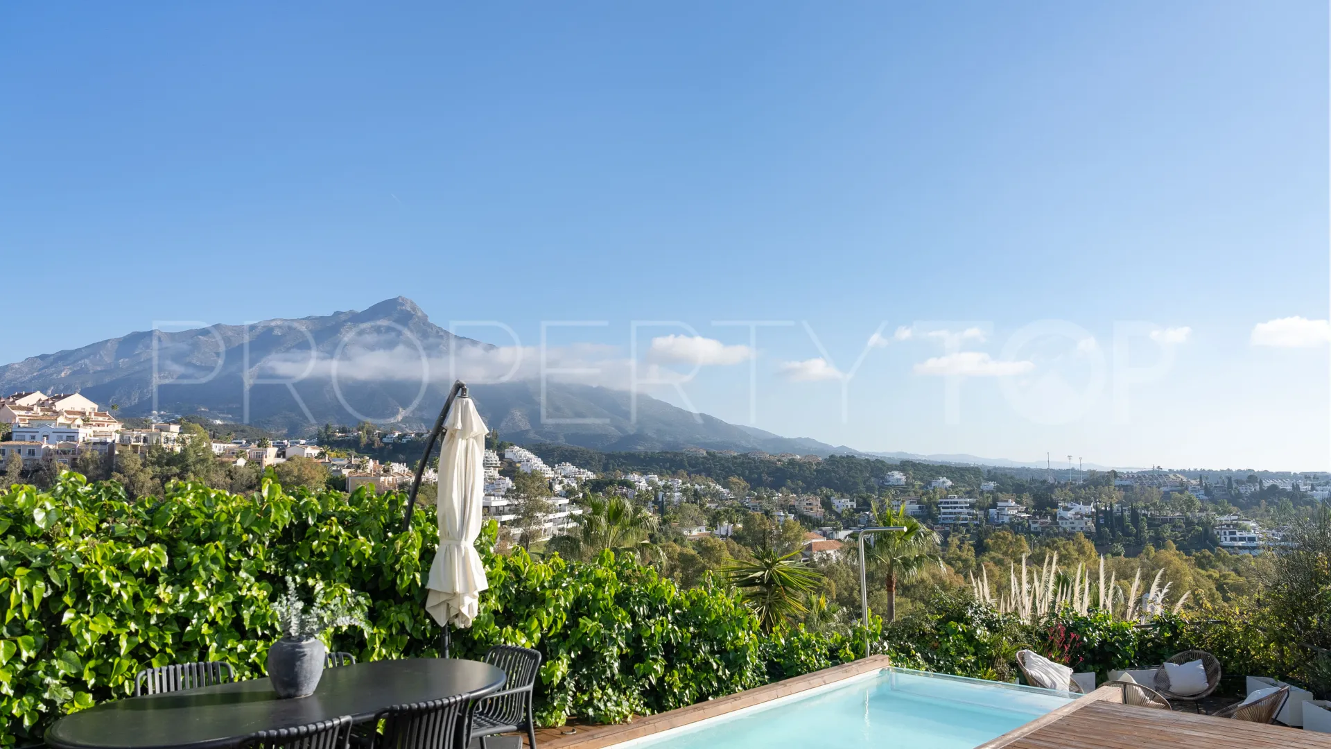 Se vende apartamento planta baja en Palacetes Los Belvederes