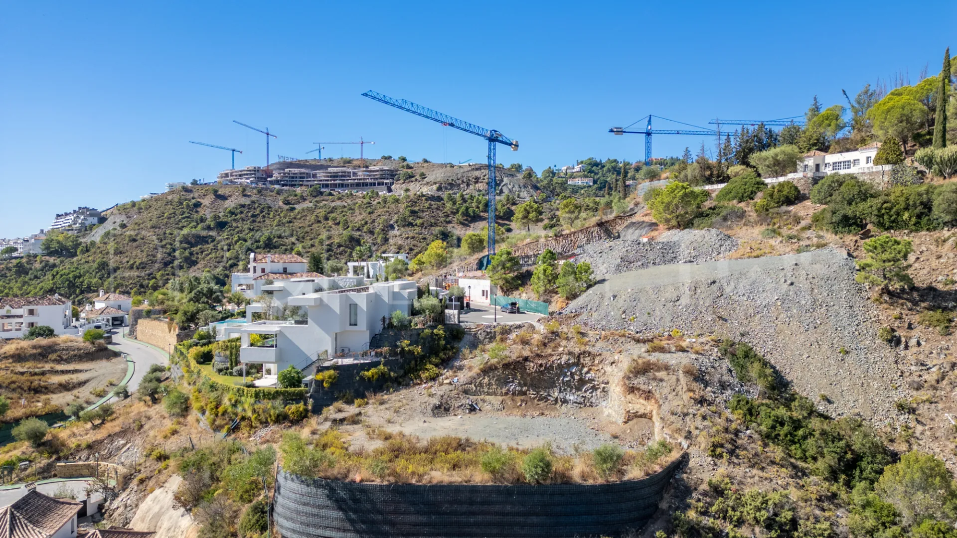 Comprar parcela en Lomas de La Quinta