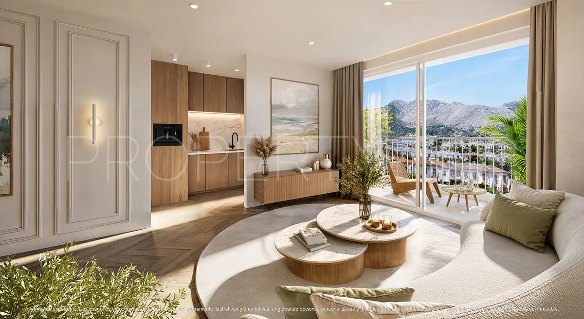 For sale apartment in Torremolinos Centro with 4 bedrooms