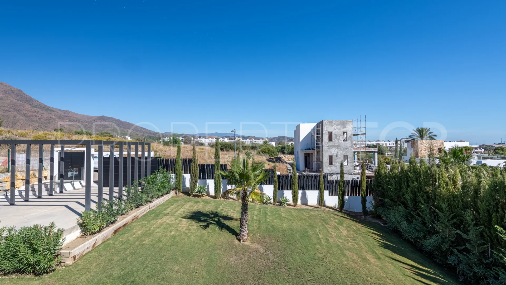 For sale villa with 4 bedrooms in Valle Romano