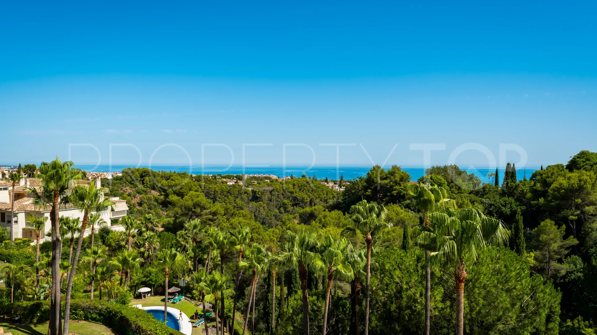 For sale penthouse in Condado de Sierra Blanca with 4 bedrooms