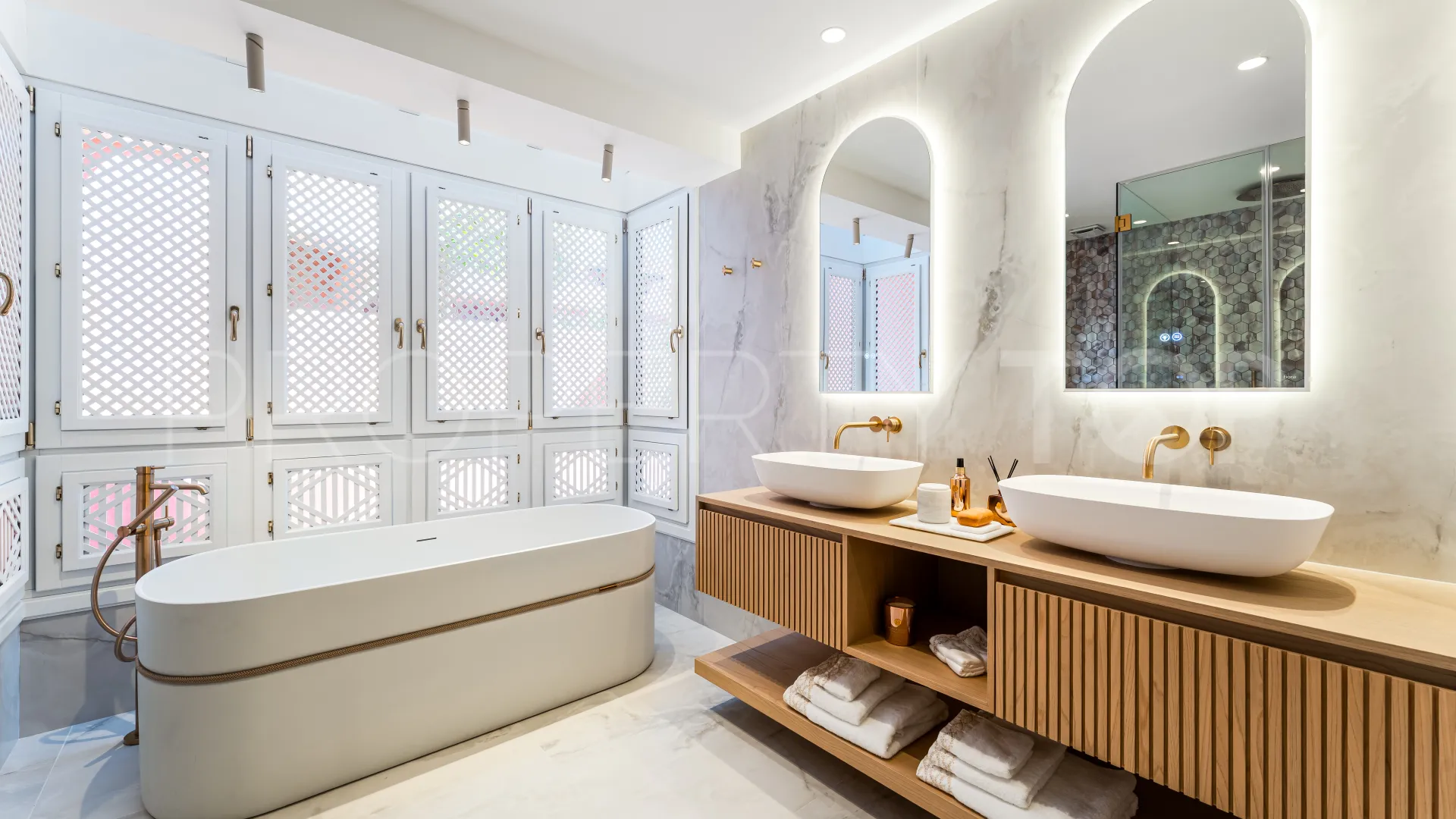 Se vende atico duplex en Torre Bermeja con 3 dormitorios